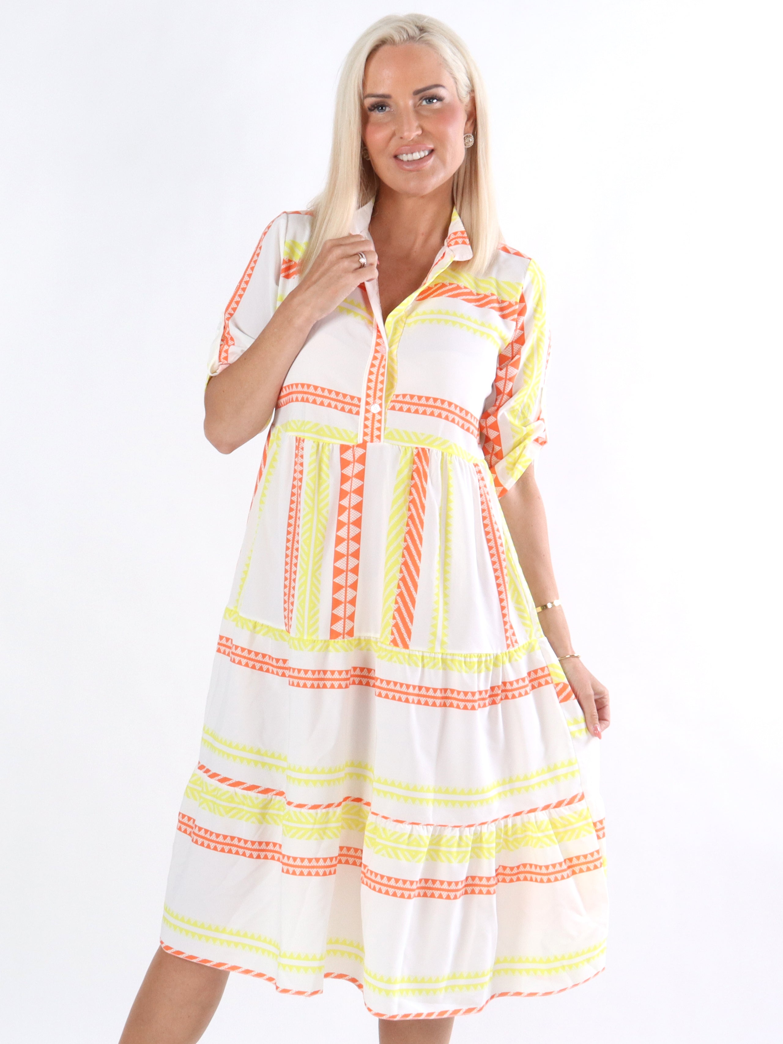 Gabi - Hvid kjole med neonfarvet mønster