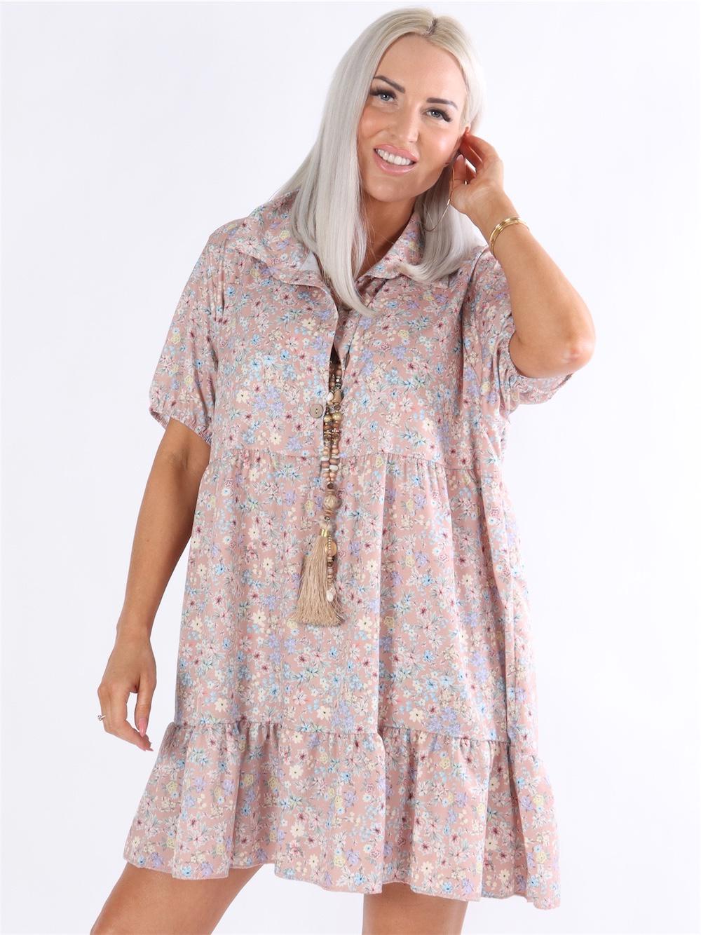 Gaya - Sort bluse i blomsterprint med knapper ved bryst