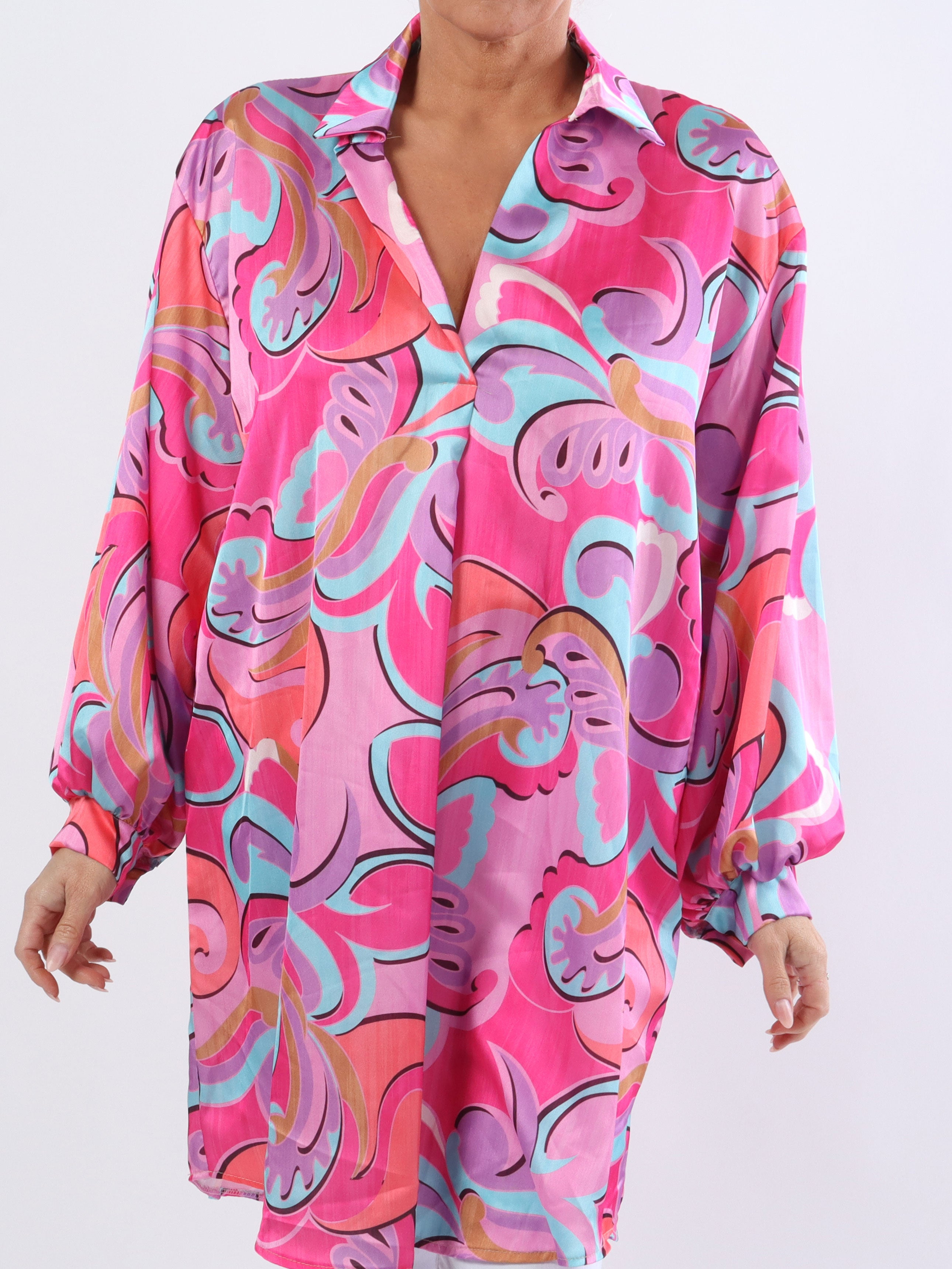 Happy Dress - Flerfarvet plus size skjortekjole i silkelook