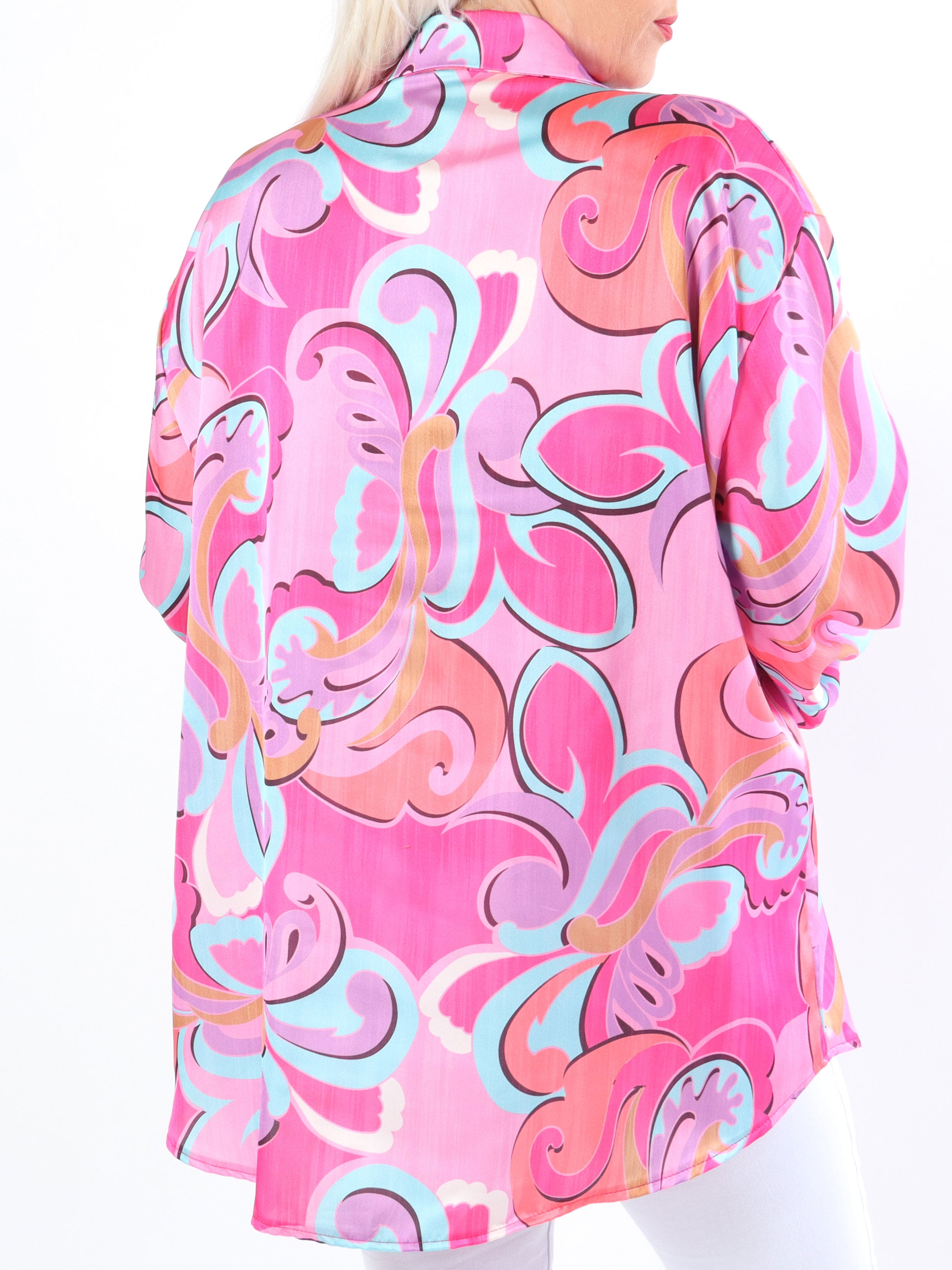 Happy - Flerfarvet plus size skjorte i silkelook