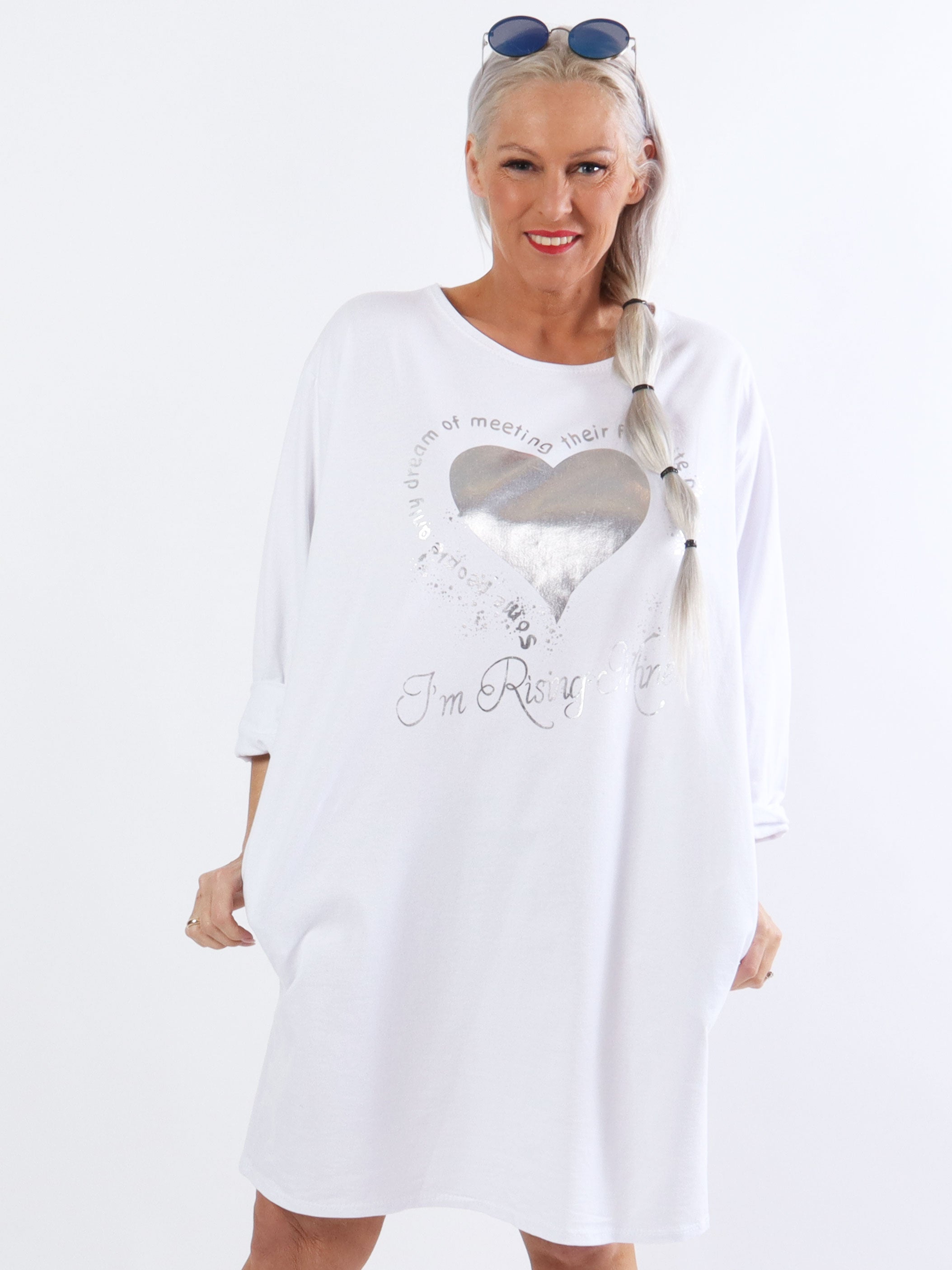 Hearty Dress - Sød plus size kjole i bomuld med hjerteprint