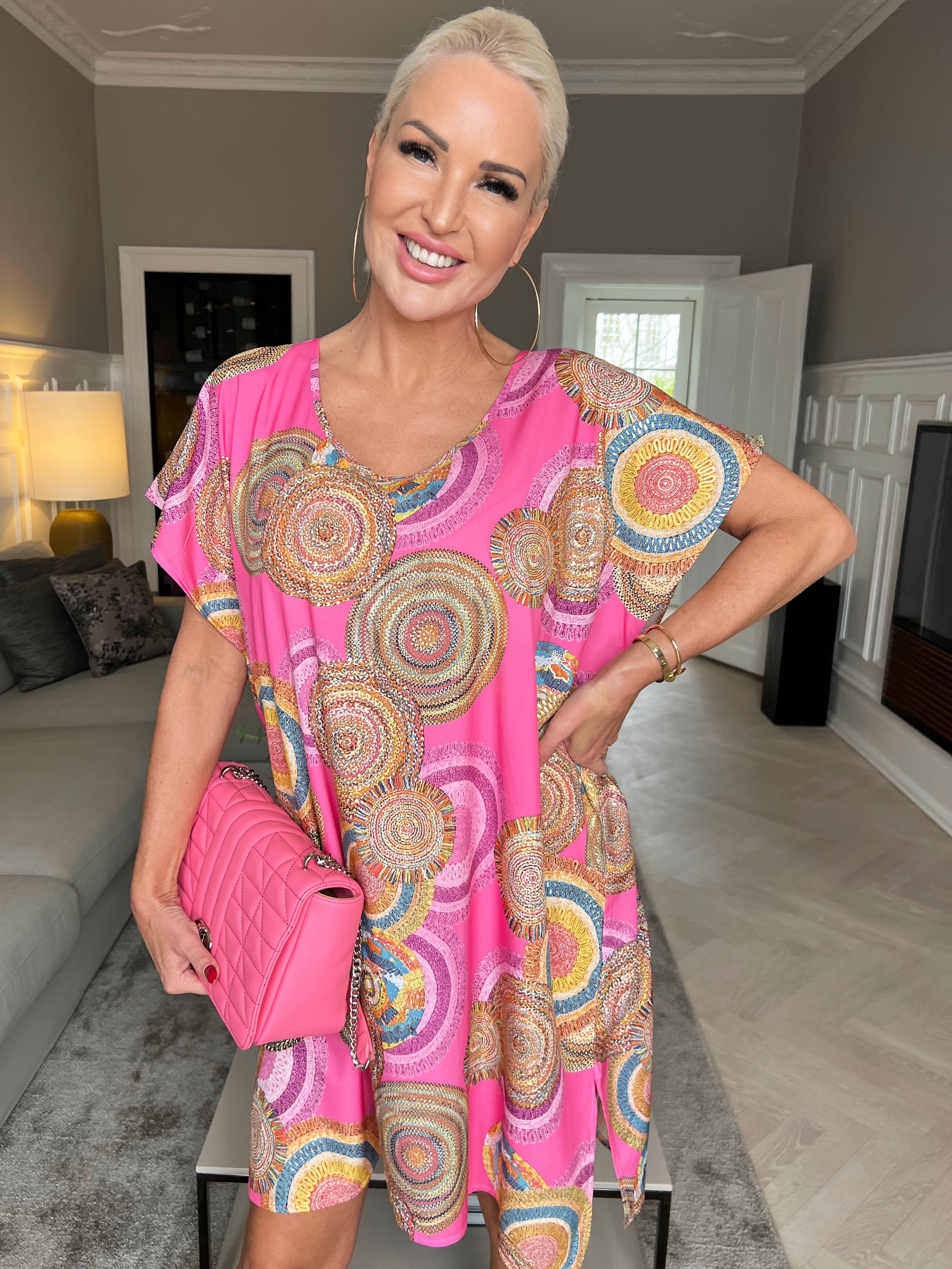 Helena - Let og luftig mønstret kjole i silke