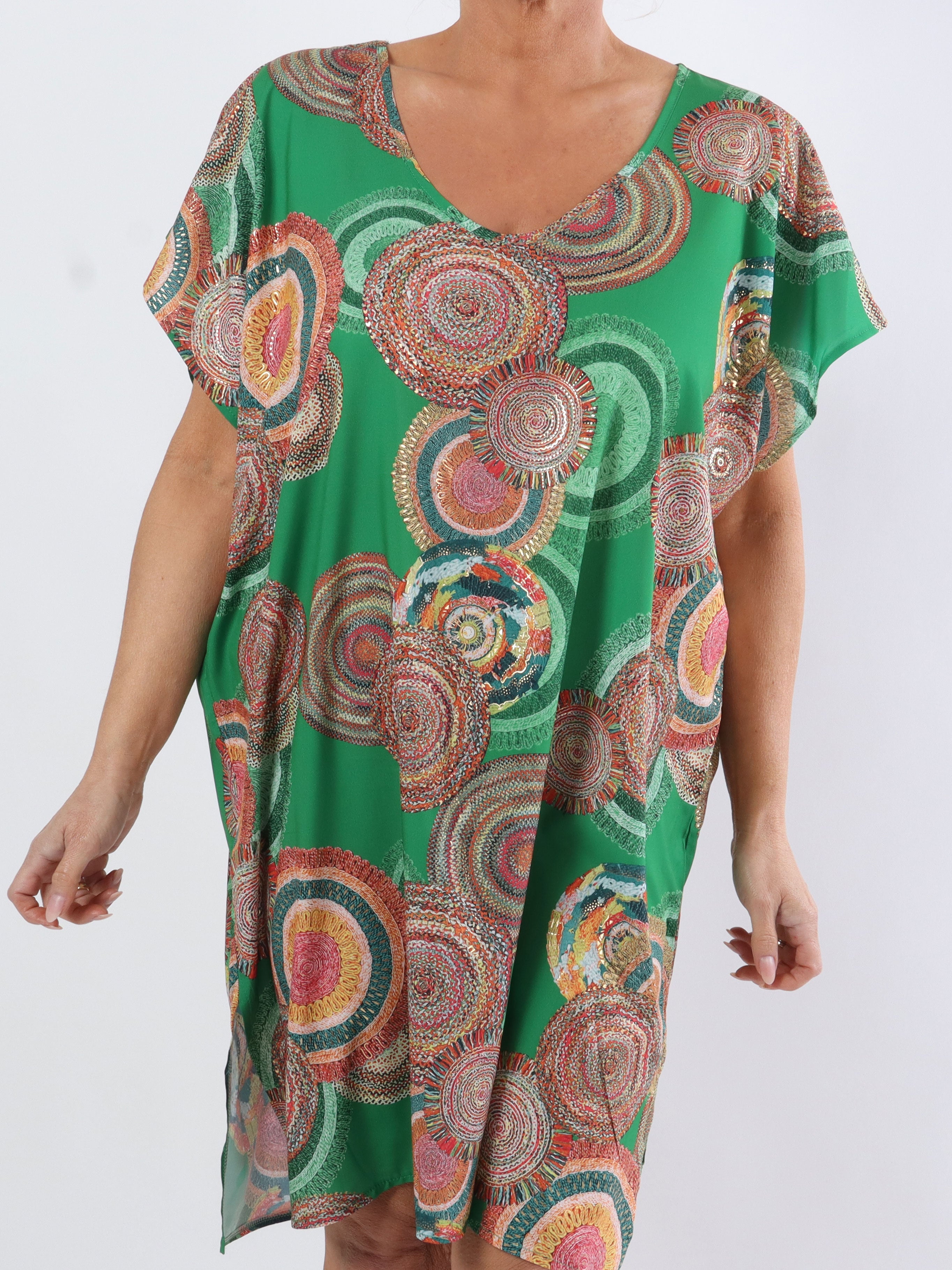 Helena - Let og luftig plus size kjole i silke