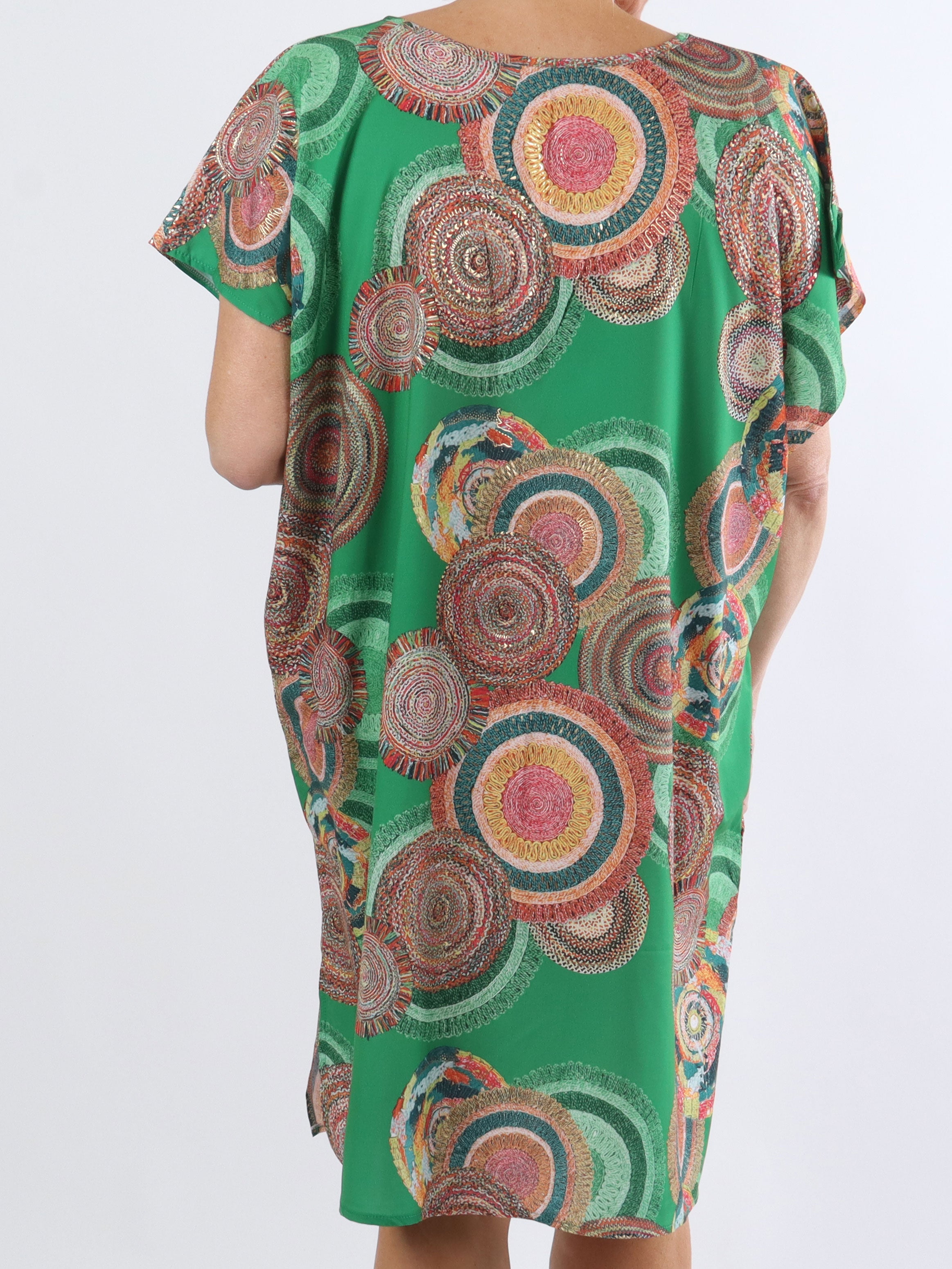 Helena - Let og luftig plus size kjole i silke