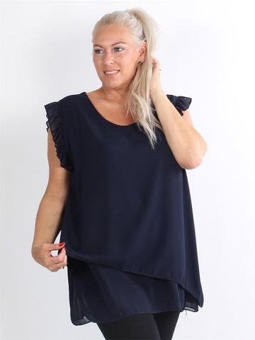 Helene - Sort chiffon bluse med søde flæseærmer