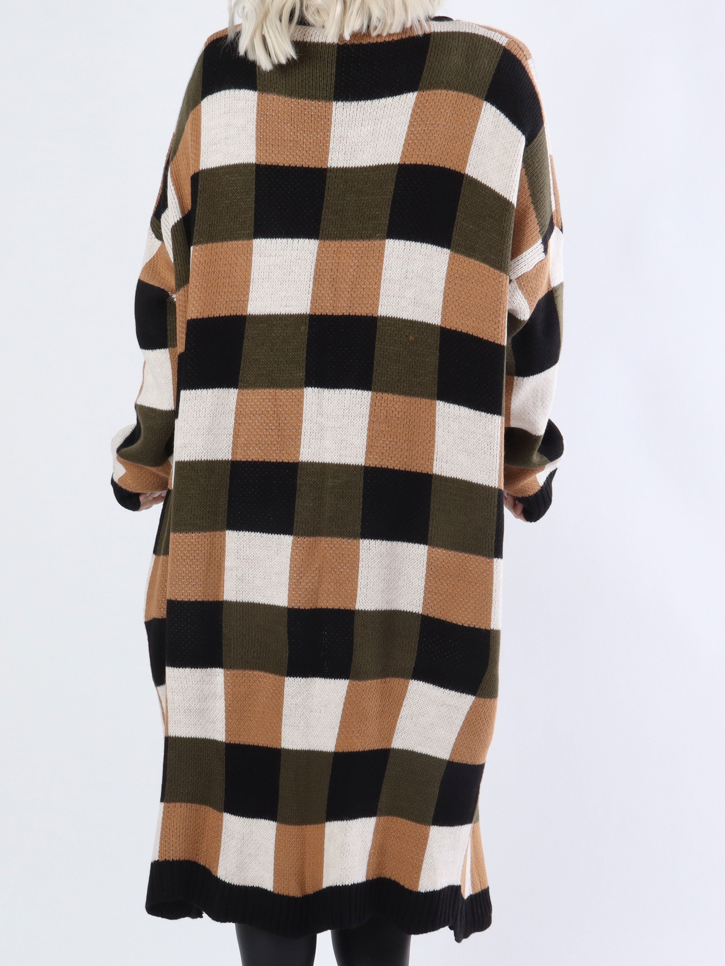 Nanami - Lang plus size strikcardigan i flerfarvet tern