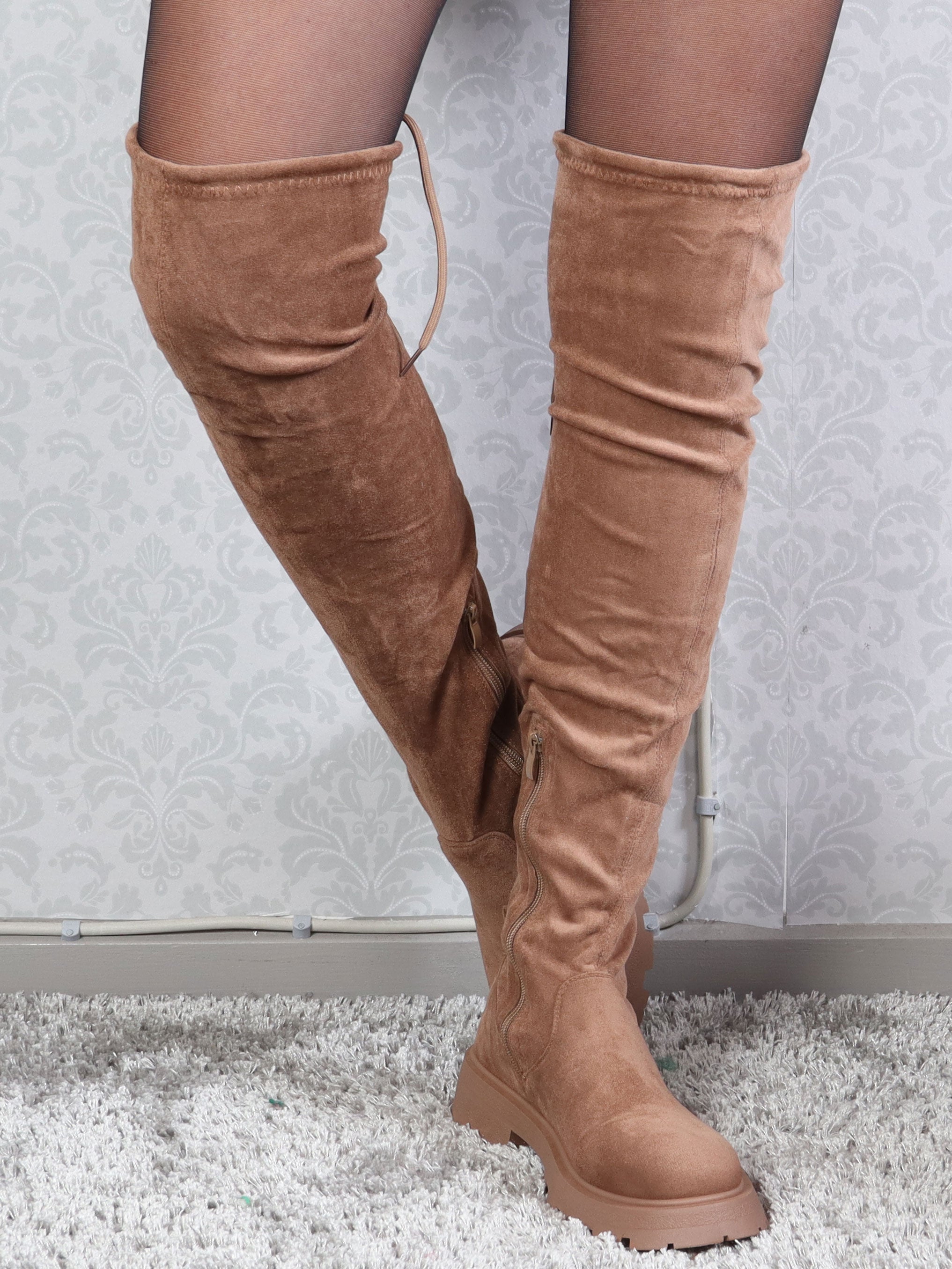 Nicka - Overknee støvler i ruskindslook