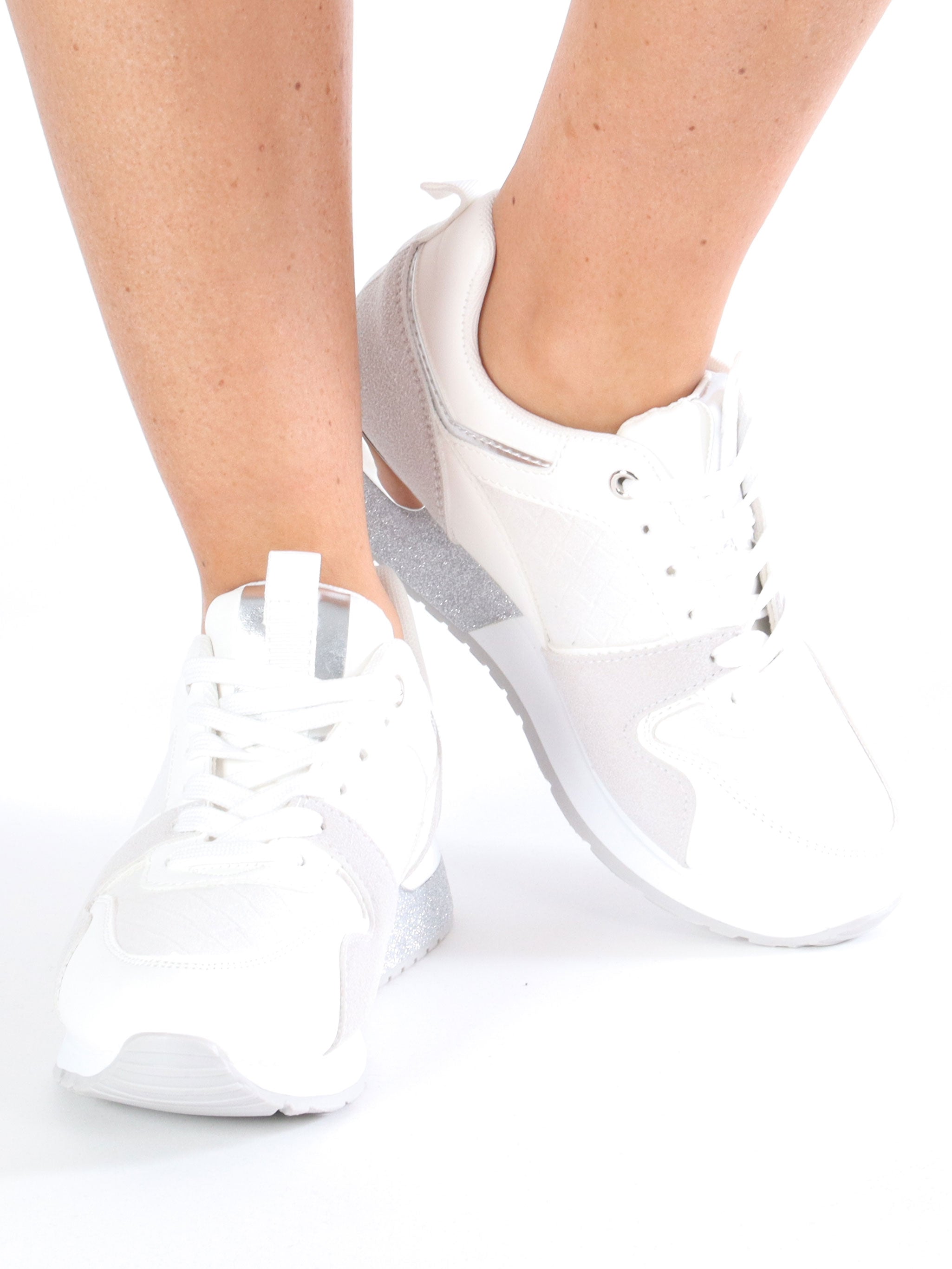 Karely - Sorte sneakers med sort glimmersål