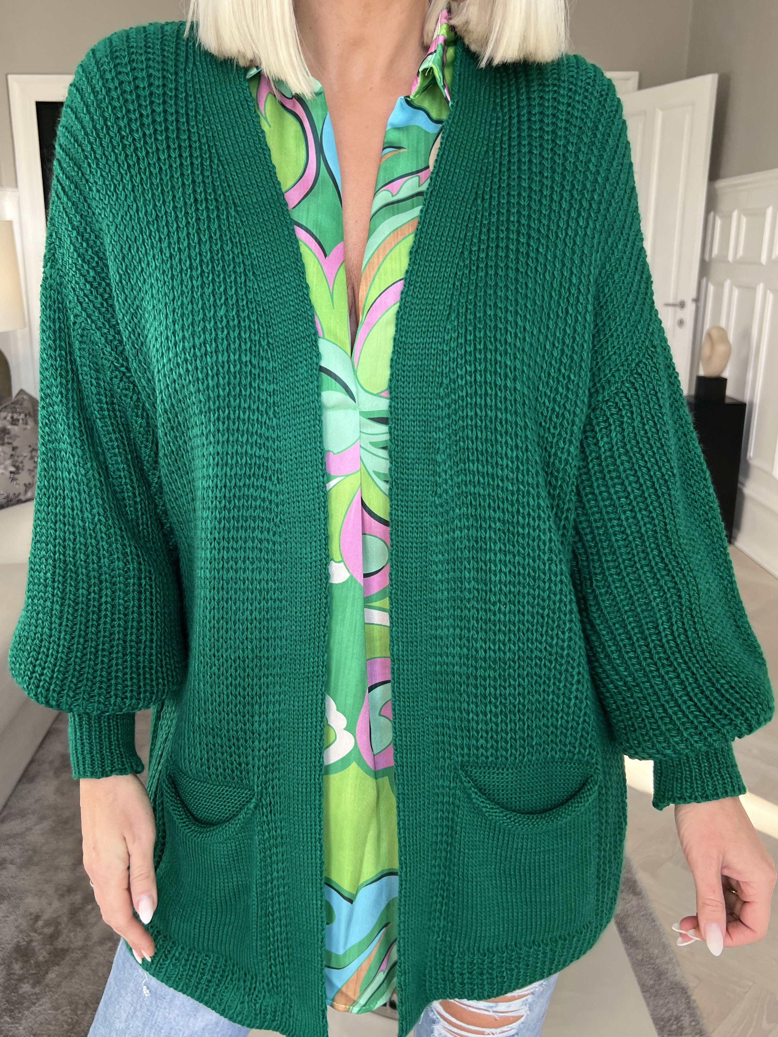 Sally Short - Sød strik cardigan med ballonærmer