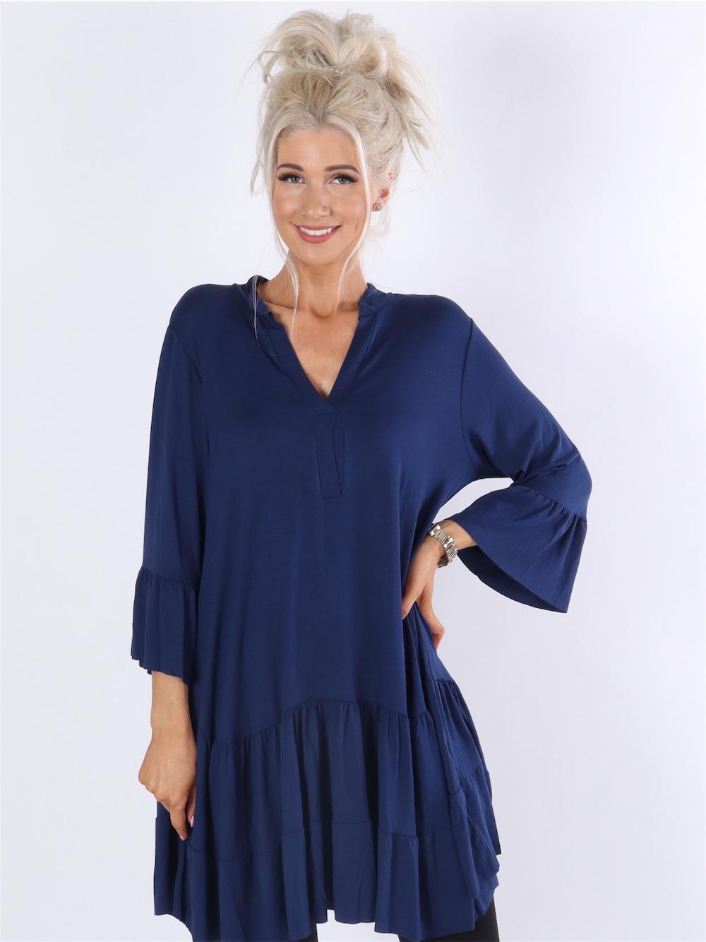 Pauline - Kjole med v-udskæring og lille flæseskørt