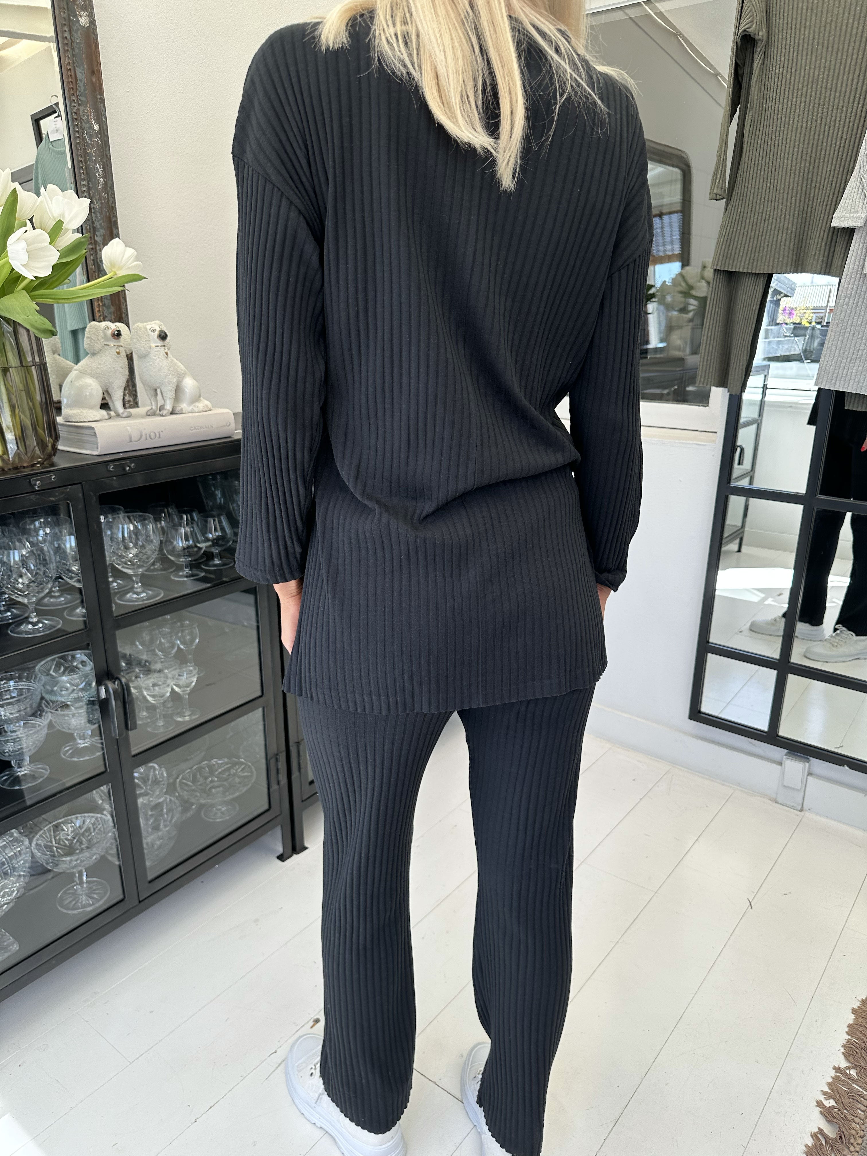 Sonne - Lækkert ribbet striksæt