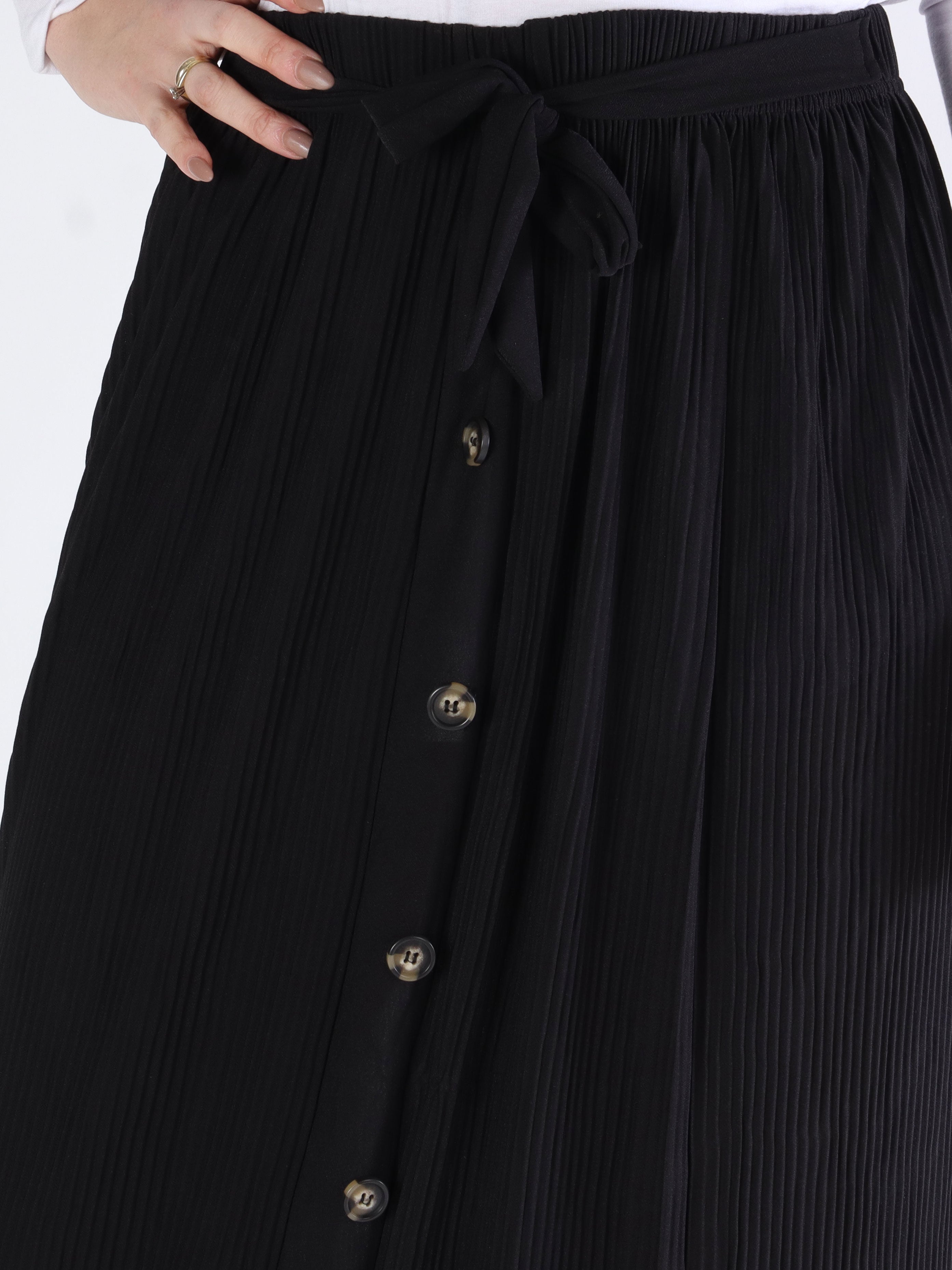 Andrea - Lang plisseret nederdel med knapper