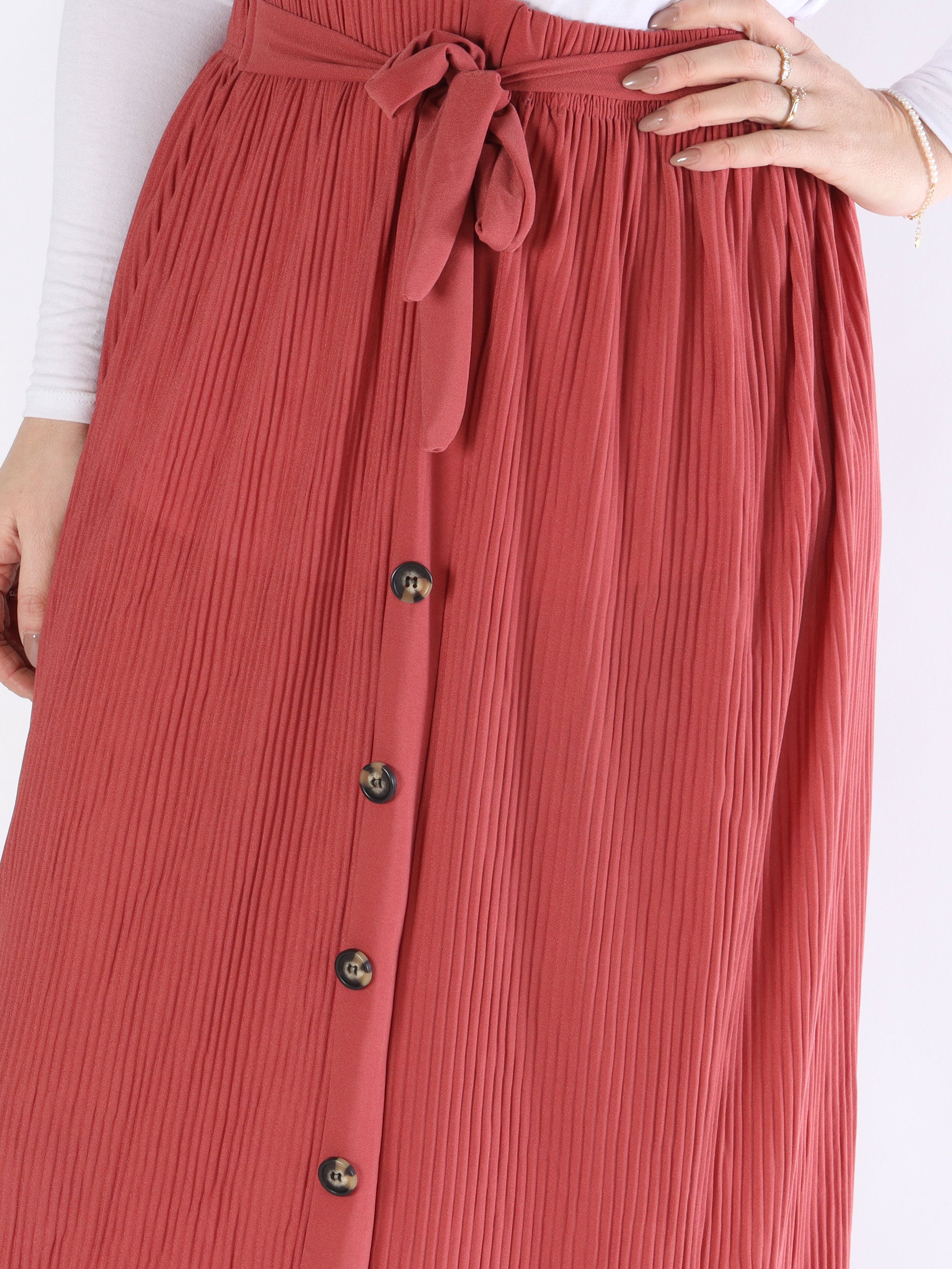 Andrea - Lang plisseret nederdel med knapper