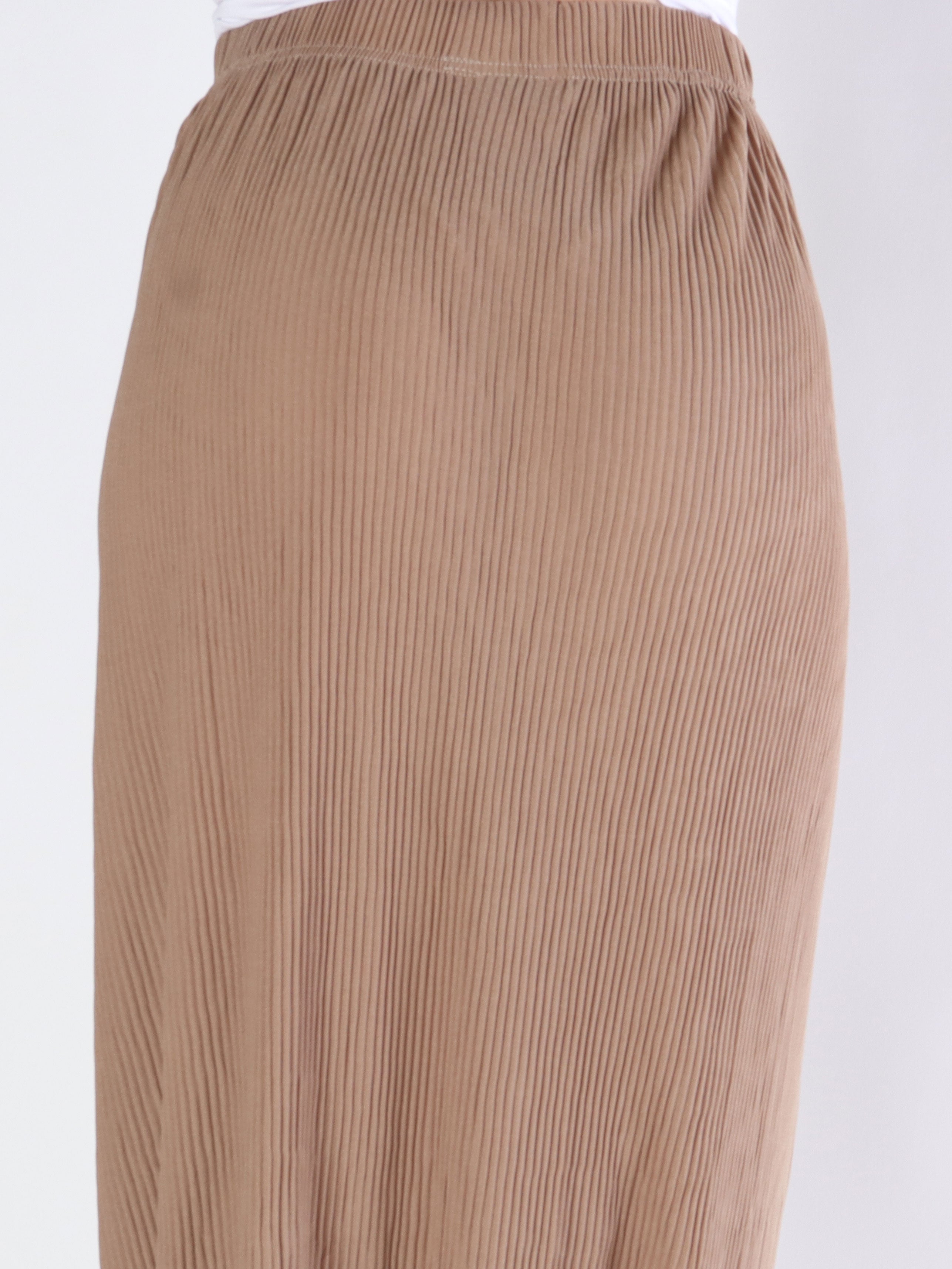 Andrea - Lang plisseret nederdel med knapper