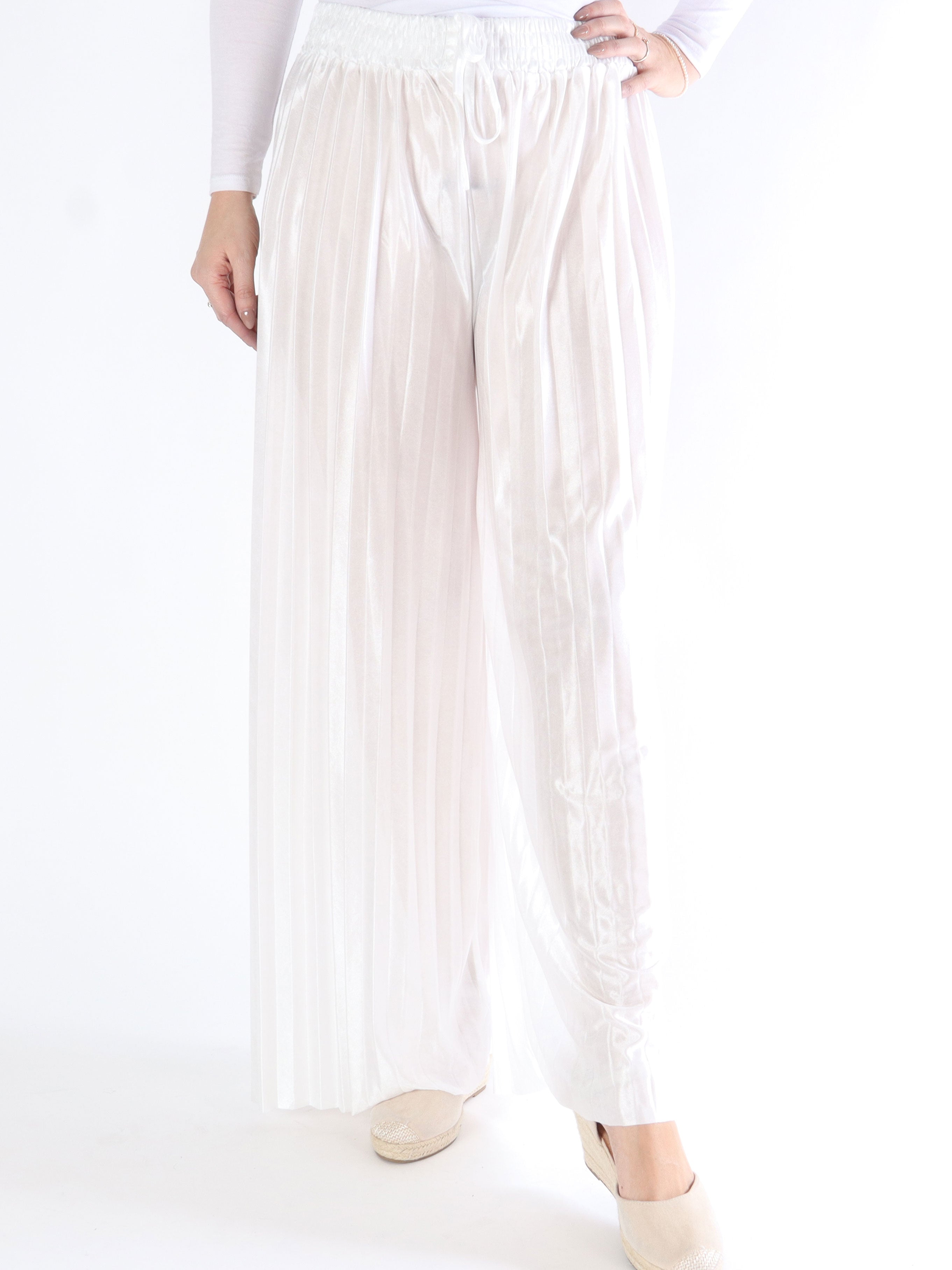 Callie - Vide plisserede bukser i shiny stof