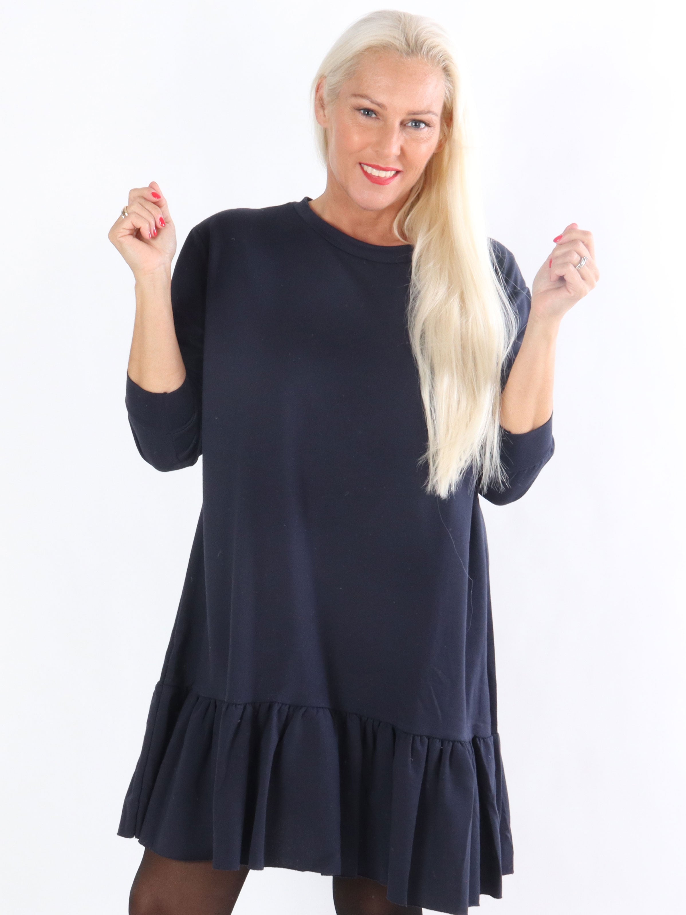 My - Armygrøn joggingkjole med flæsekant