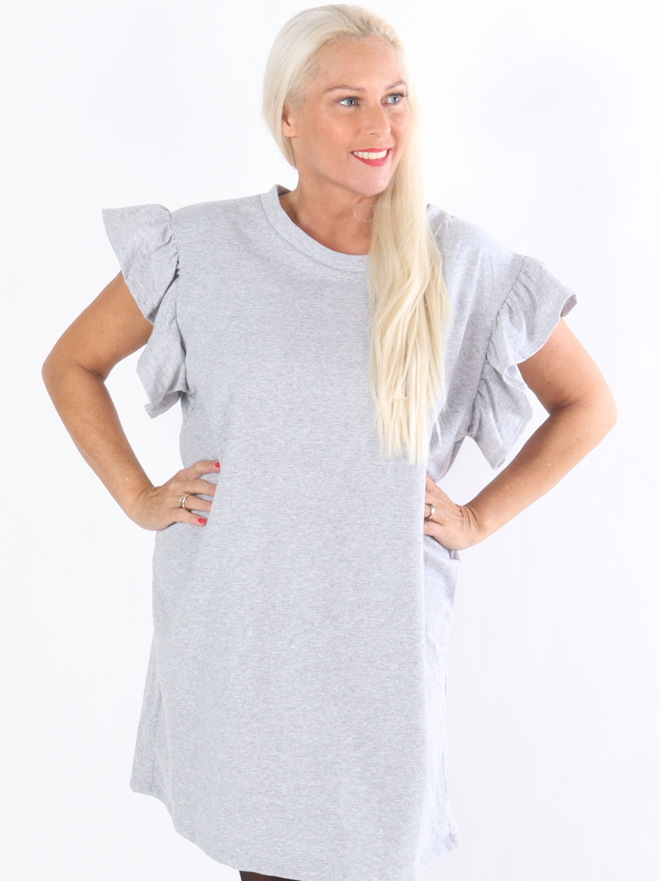 Sus - Tunikakjole med søde flæseærmer