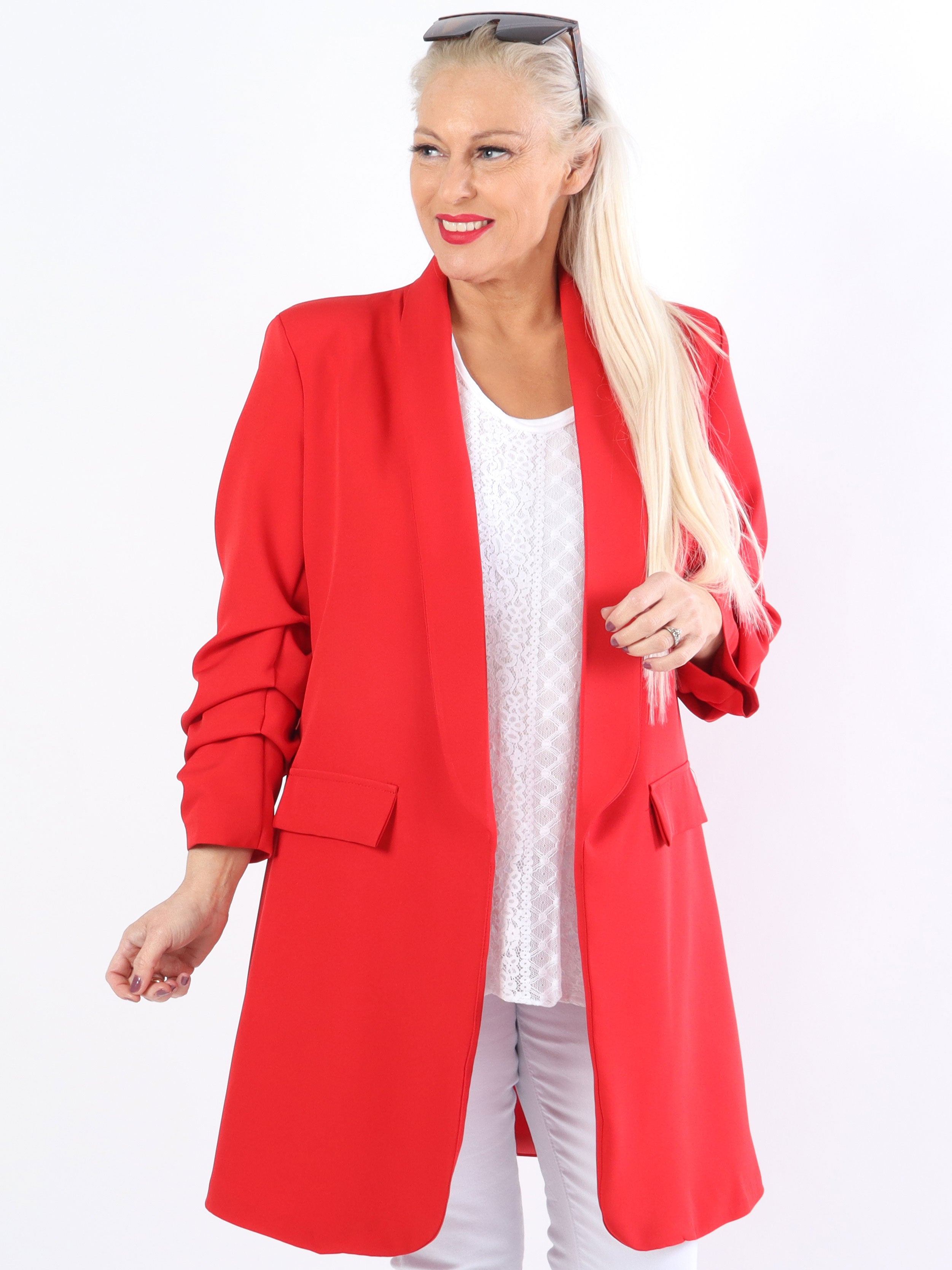 Mila Long - Stilren blazer med rynk på ærmet