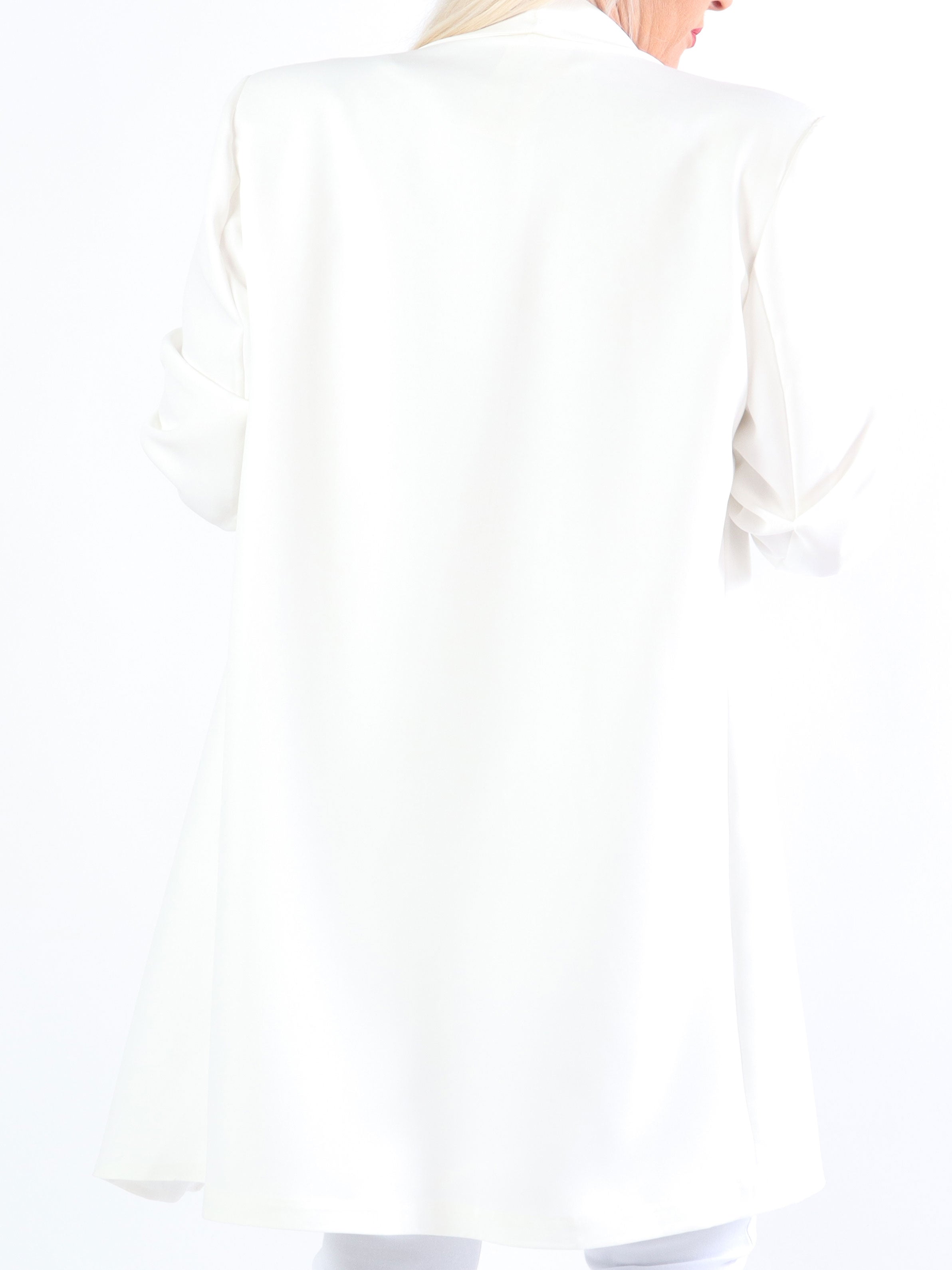 Mila Long - Stilren blazer med rynk på ærmet