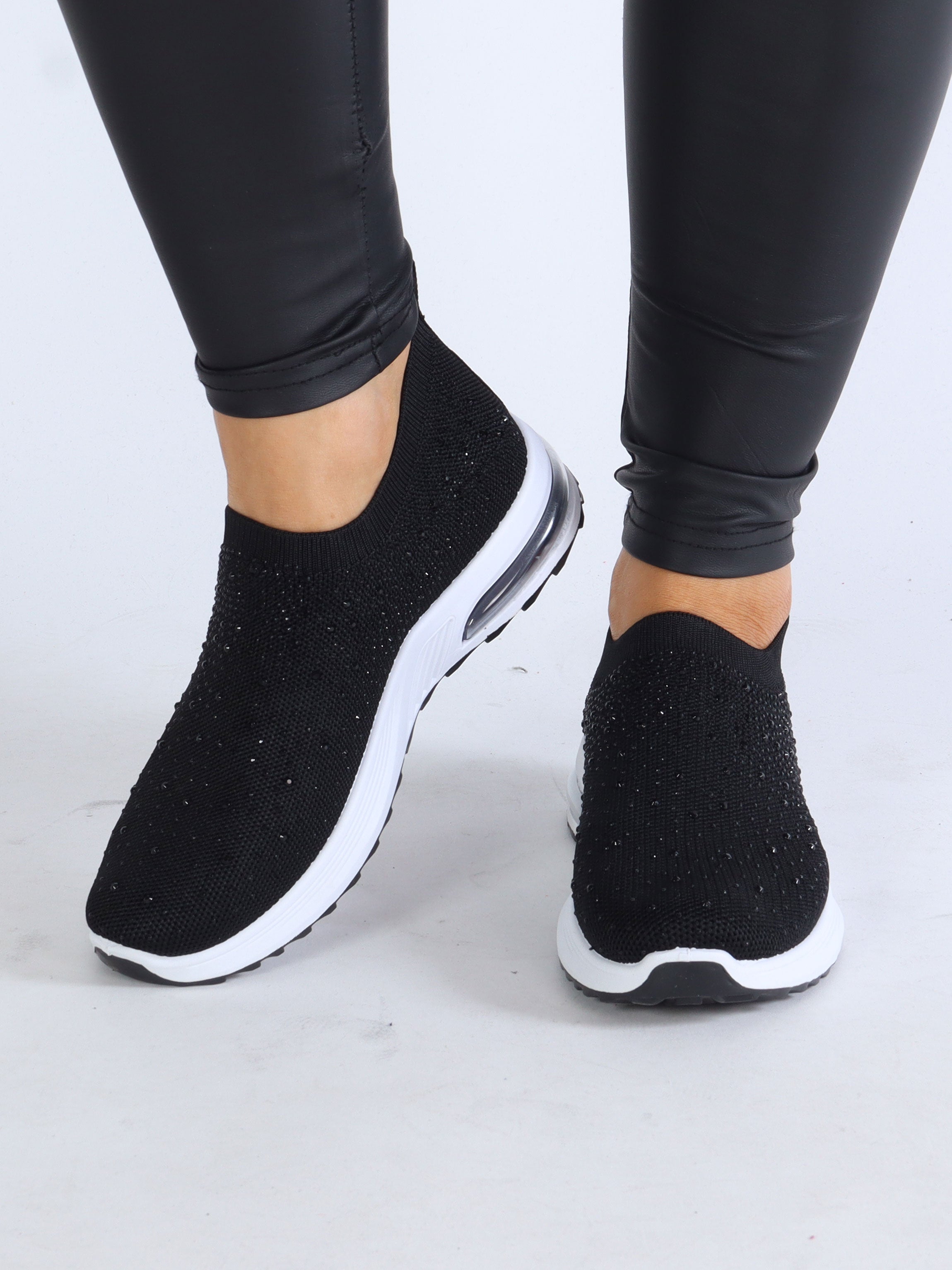 Petrina - Sorte sokkesneakers med similisten