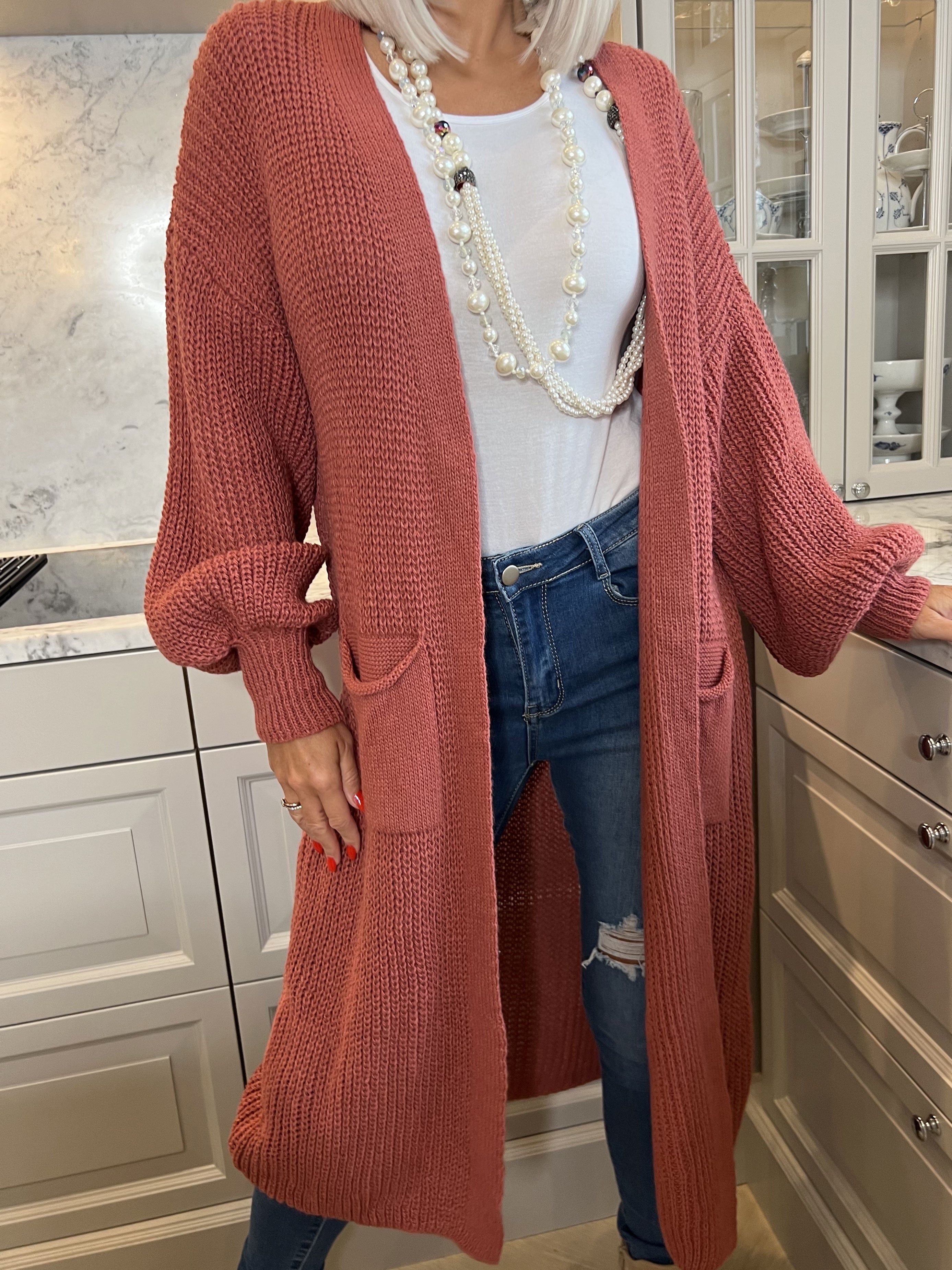 Sally - Strik cardigan med ballonærmer