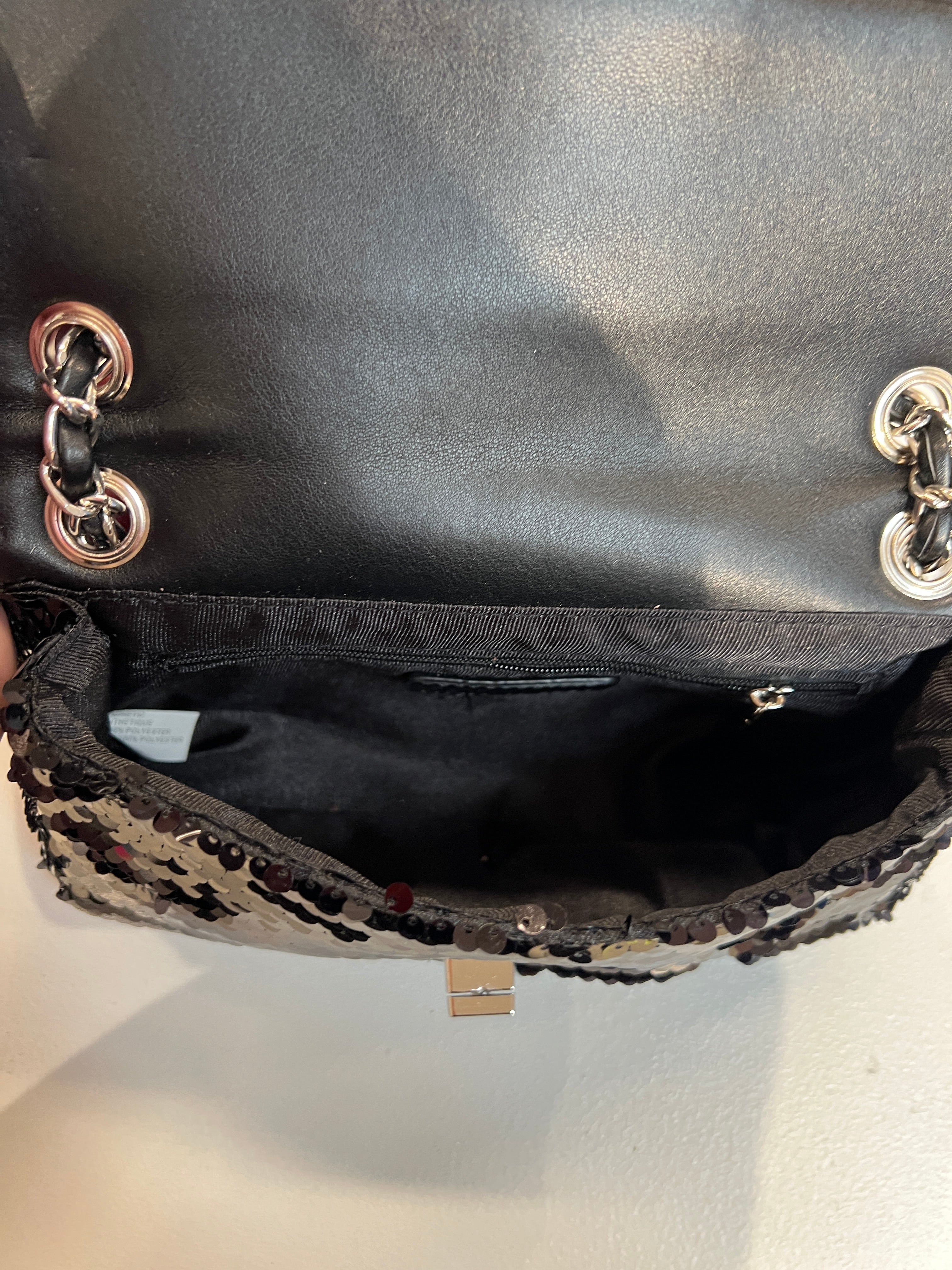 Alina - Paillet taske med sølv kæde