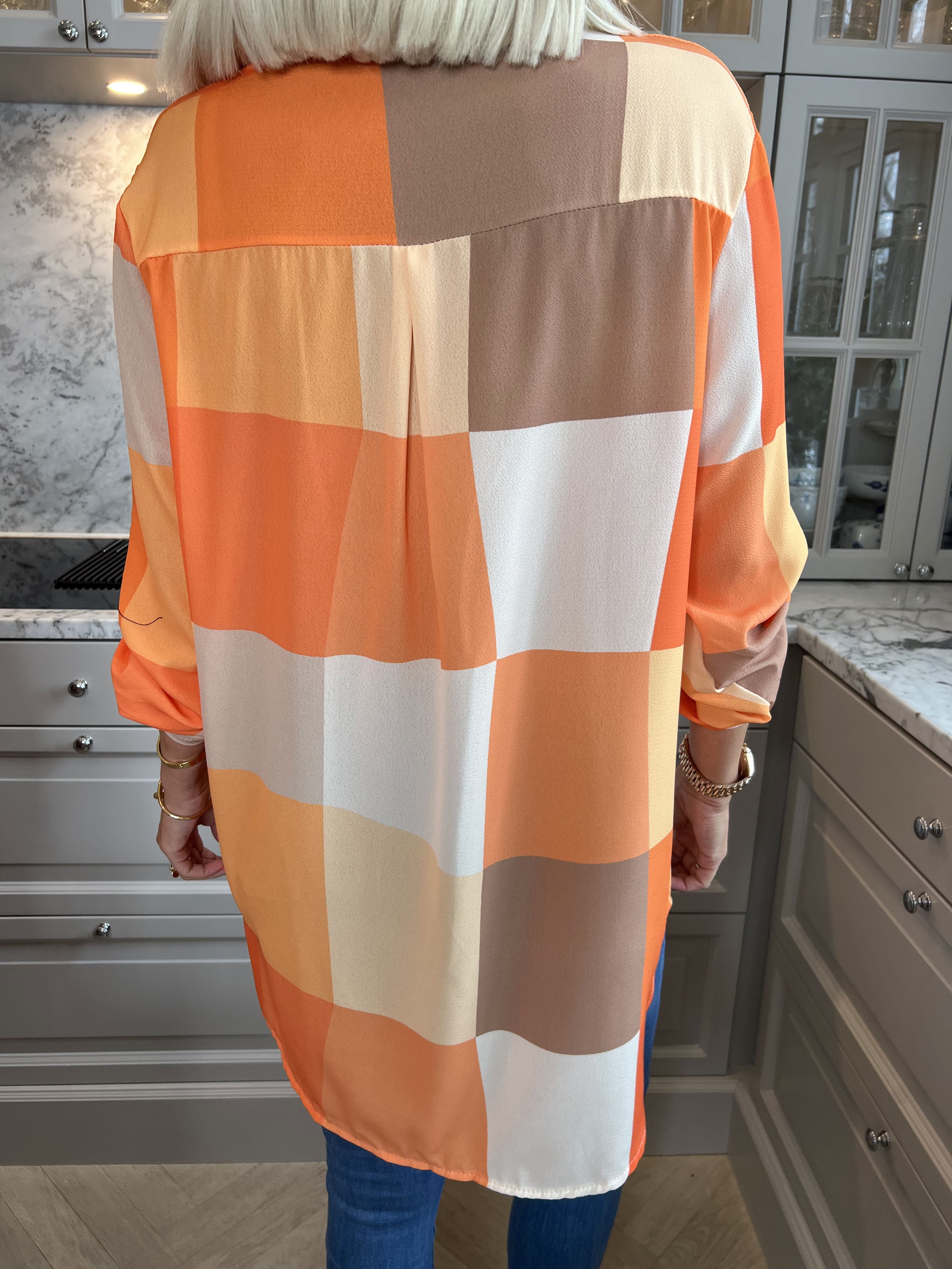 Vanesa - Lang ternet flerfarvet tunika