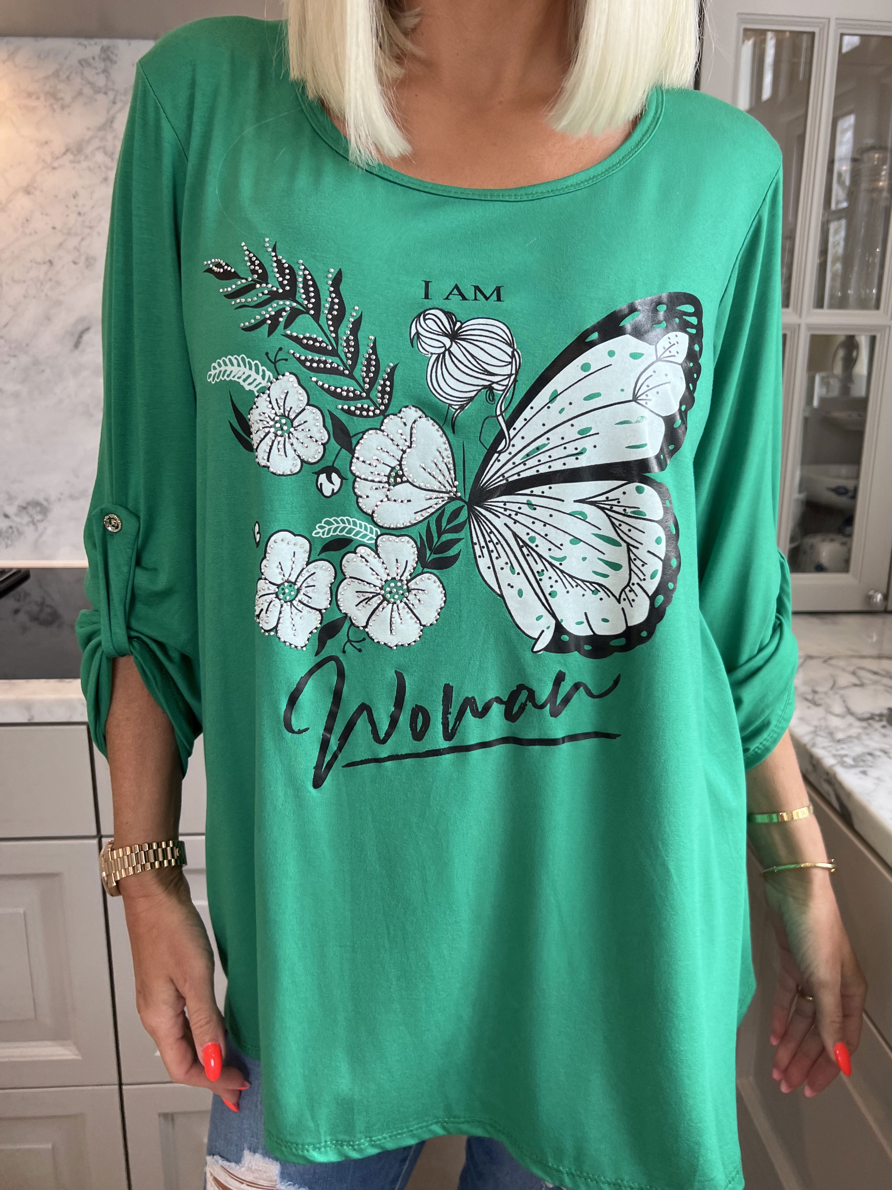 Sisse - Blød elastisk bluse med motiv og similisten