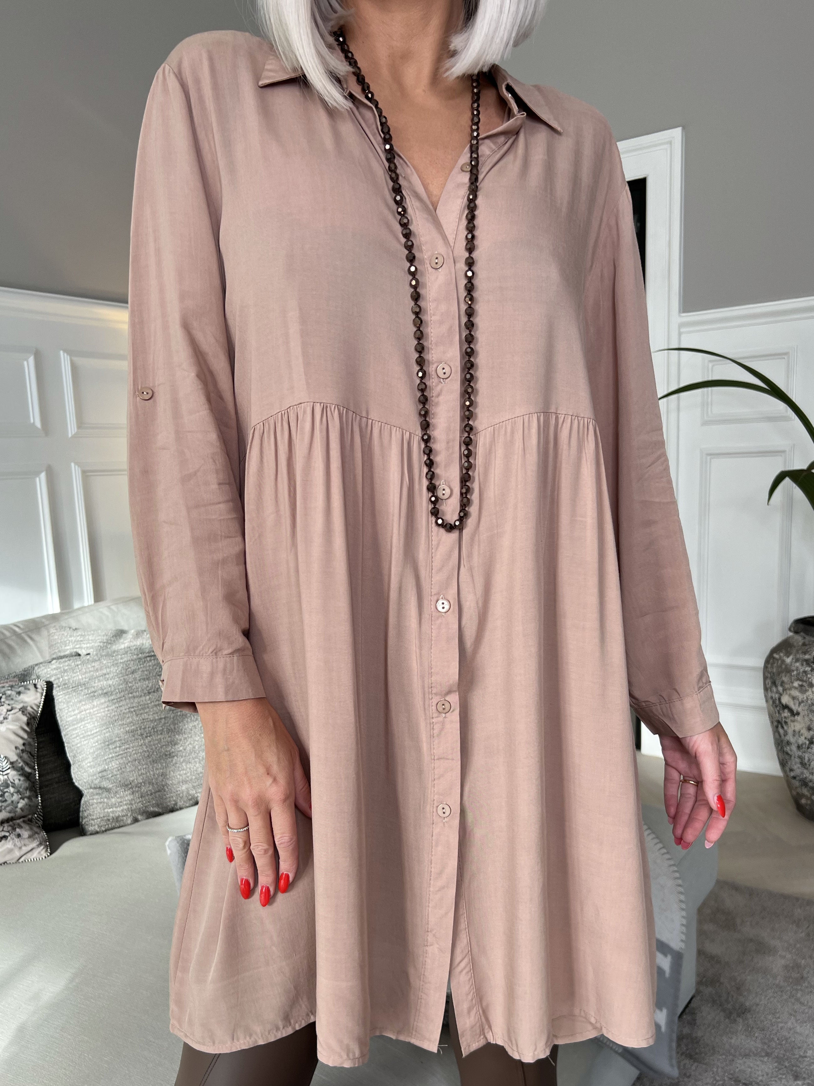 Katinka - Skjortekjole i løs pasform