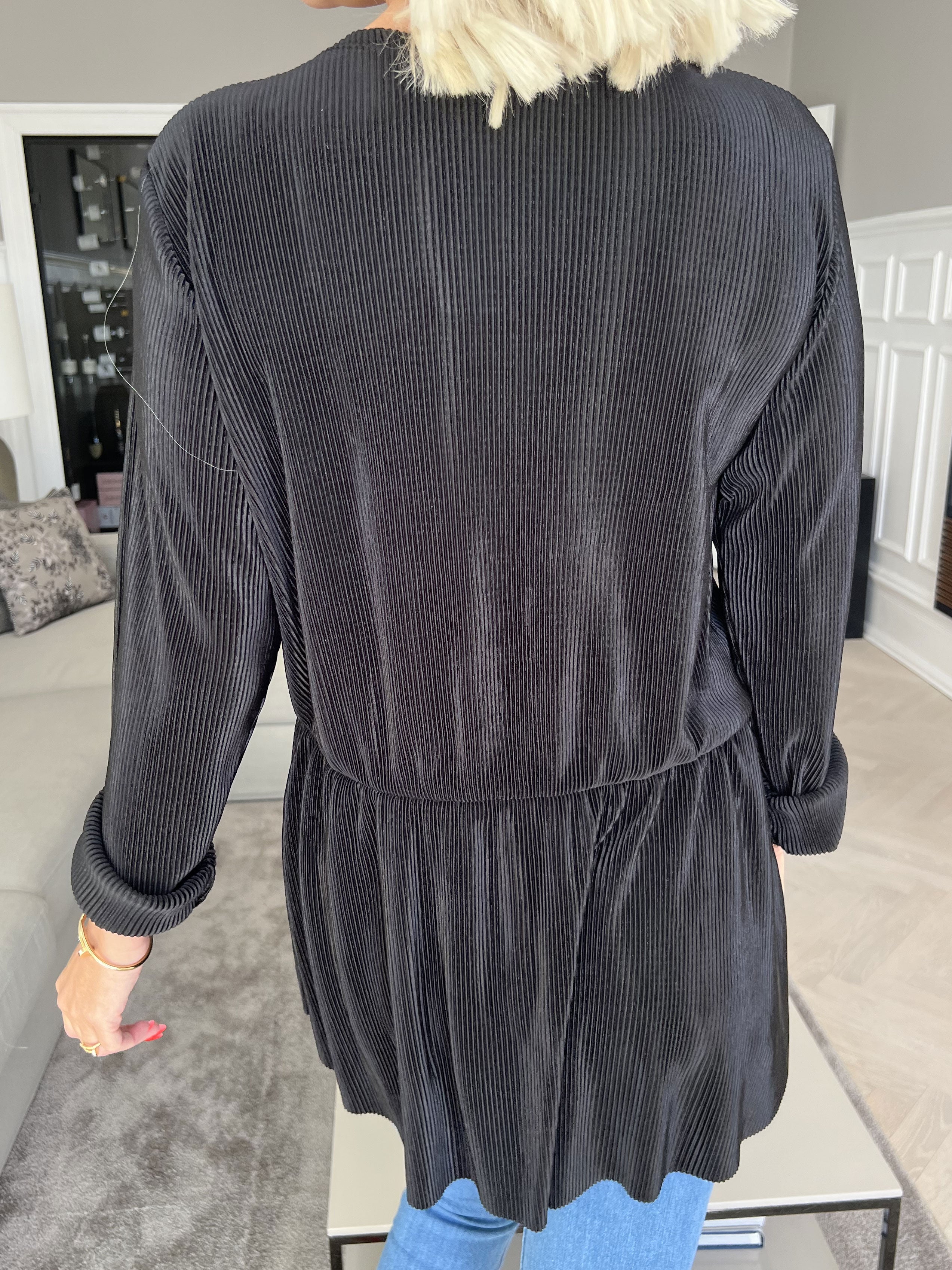 Delfina - Rillet langærmet bluse med lille skød