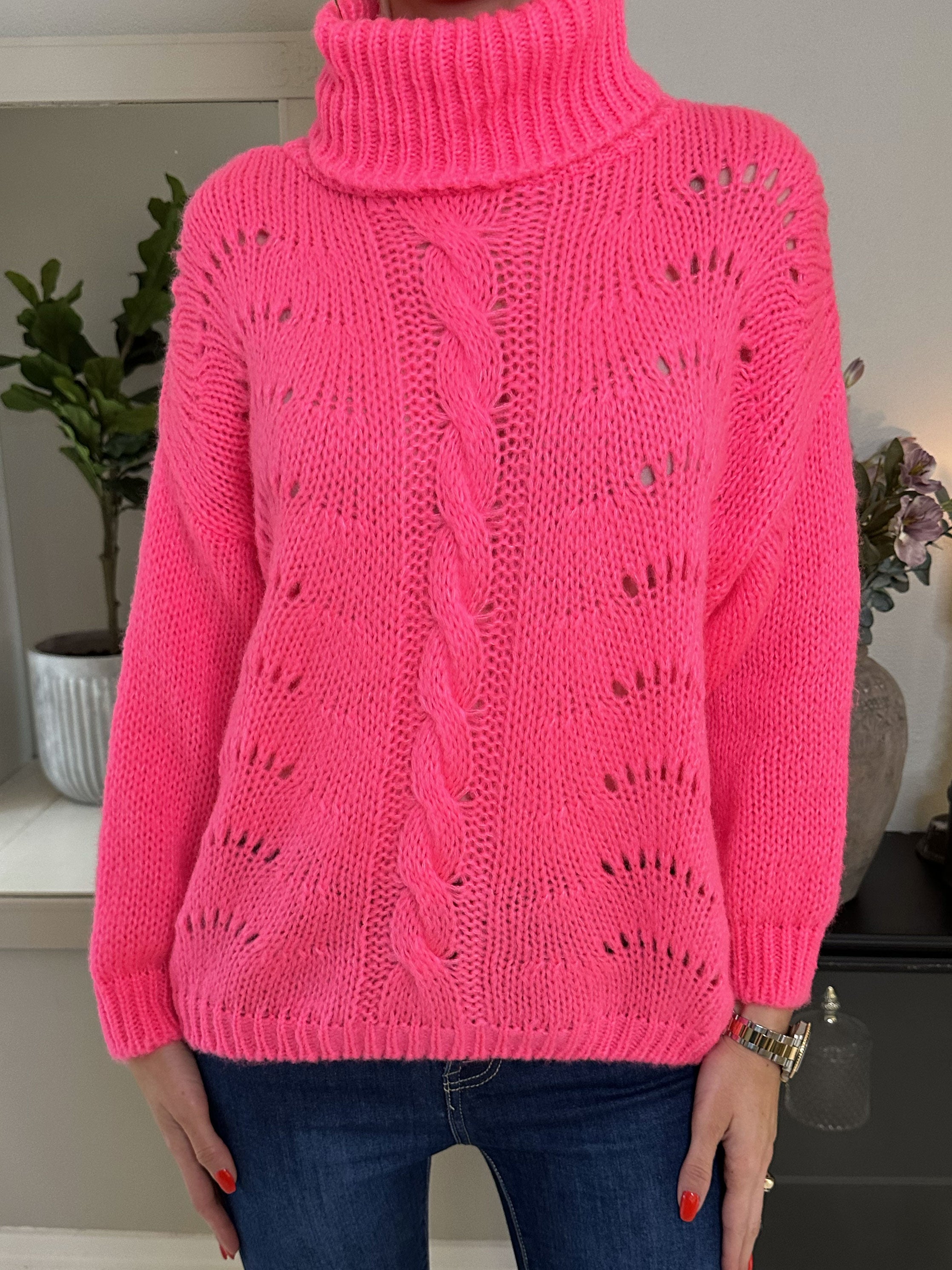 Marlena - Sød blød strik med rullekrave