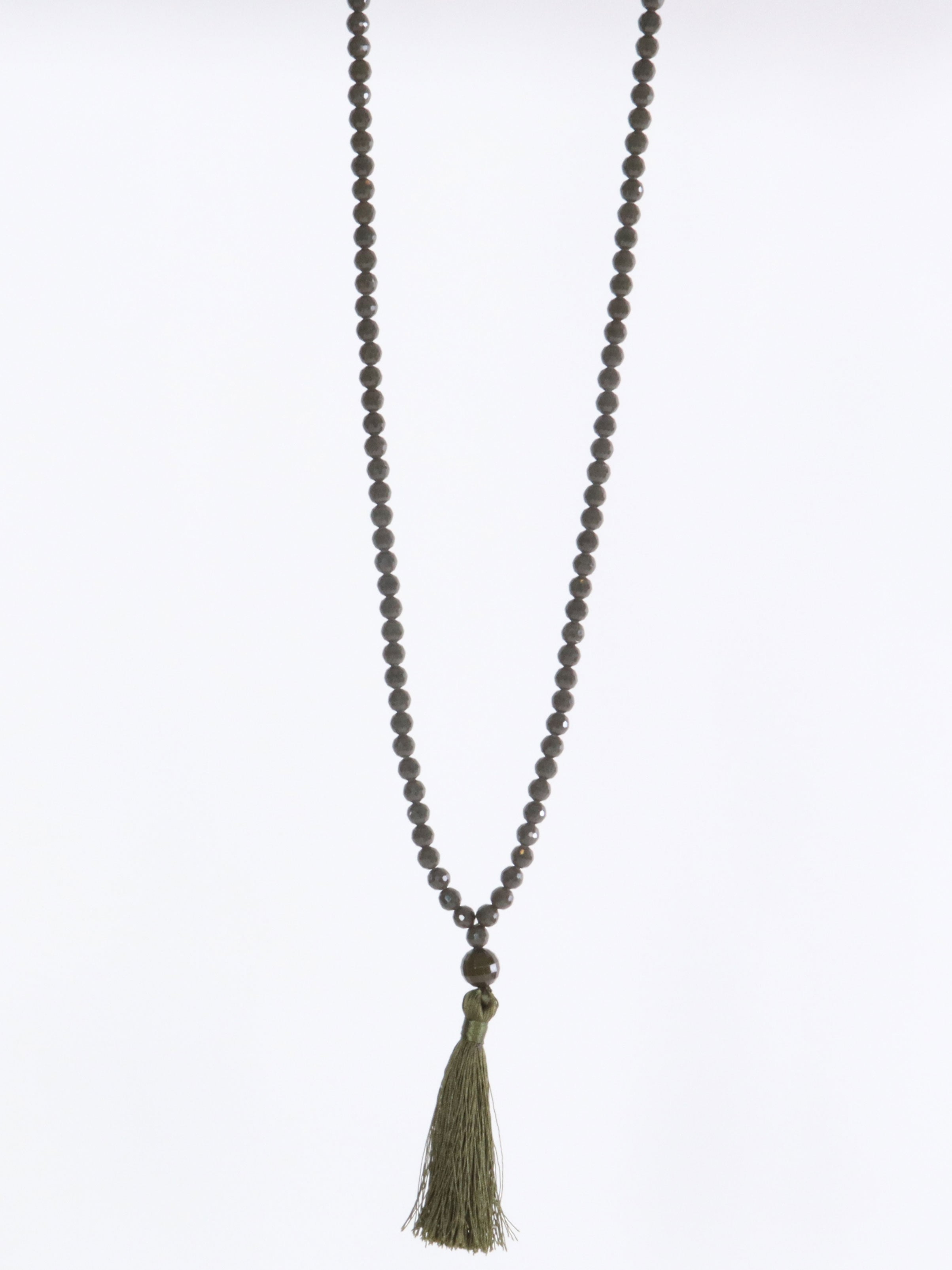 Maja - Simpel perlekæde med kvast