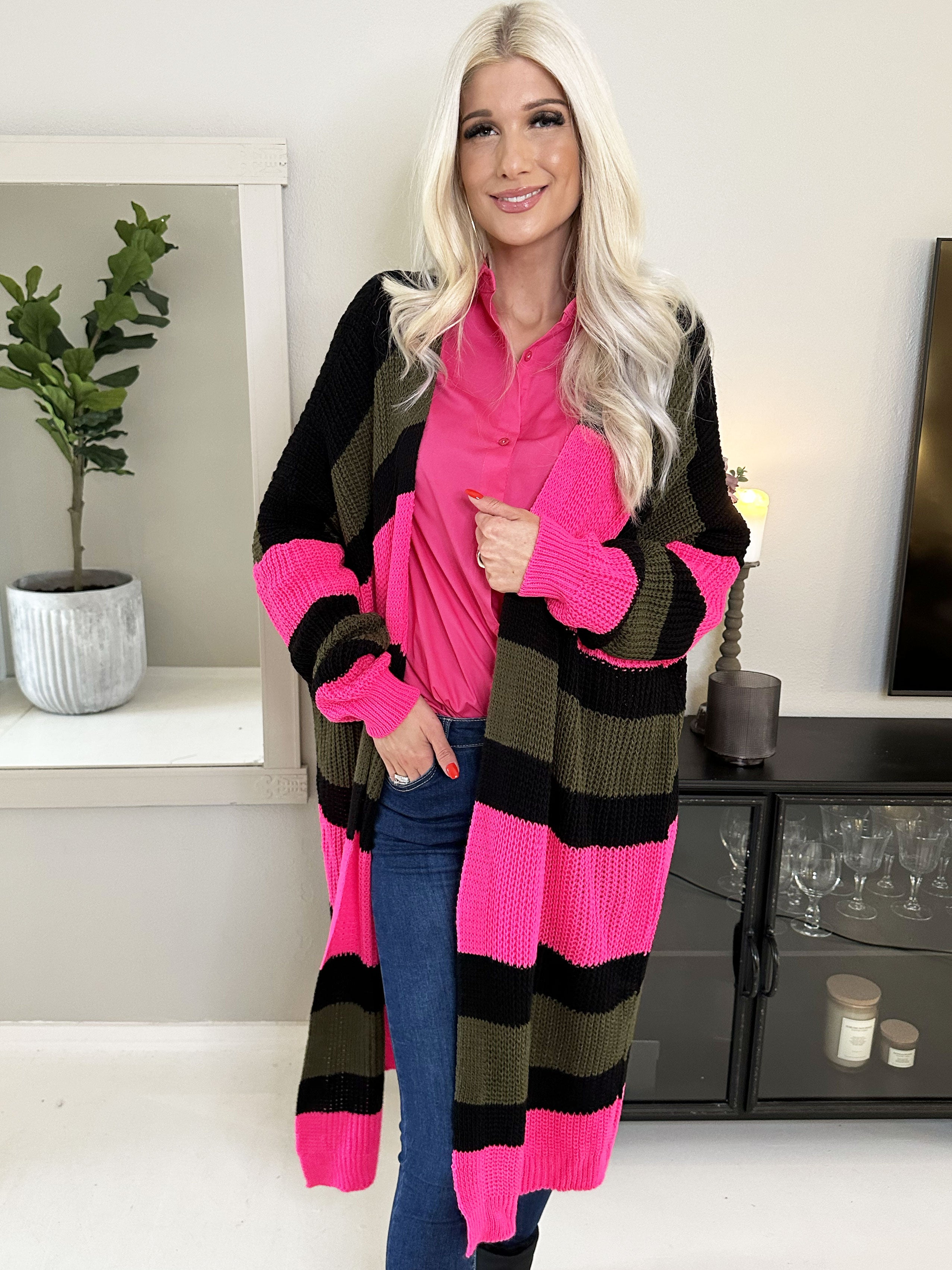 Fekla - Lang strikcardigan med flerfarvet striber