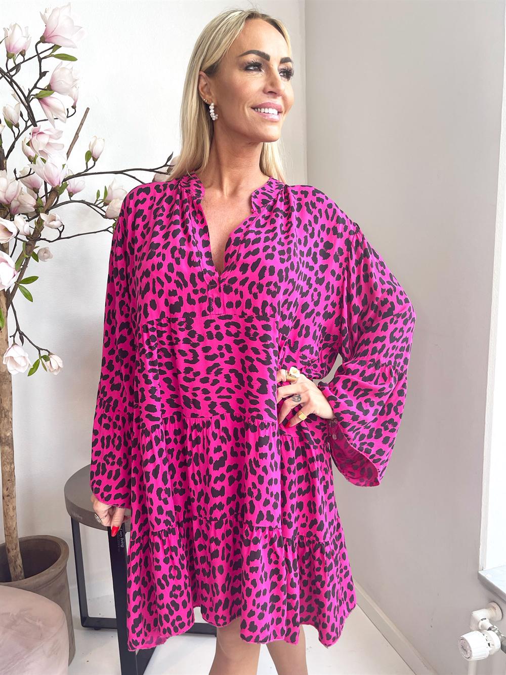 Shannon - Kjole med leopard mønster