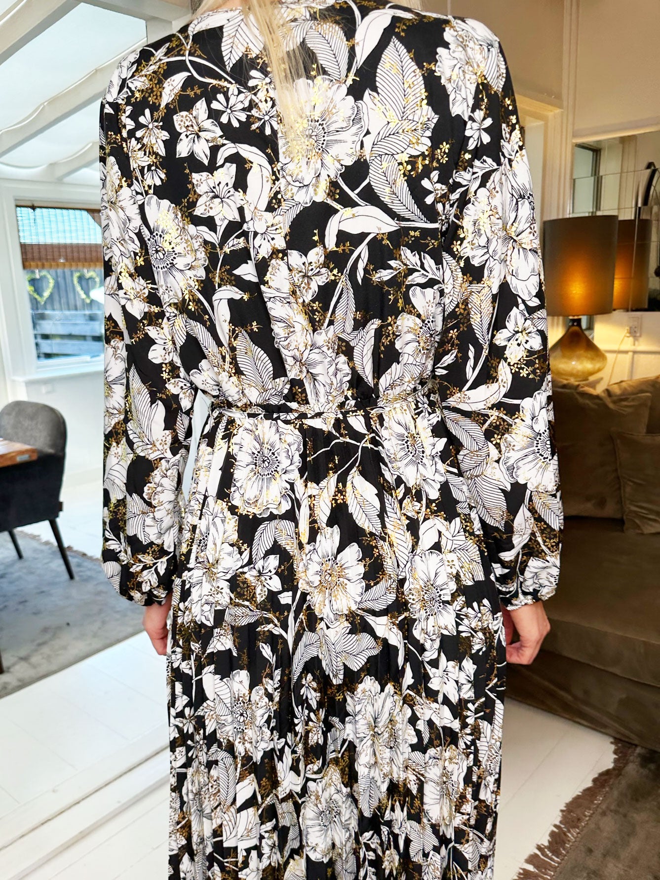 Marinella Flower - Smuk lang kjole med blomstermotiv