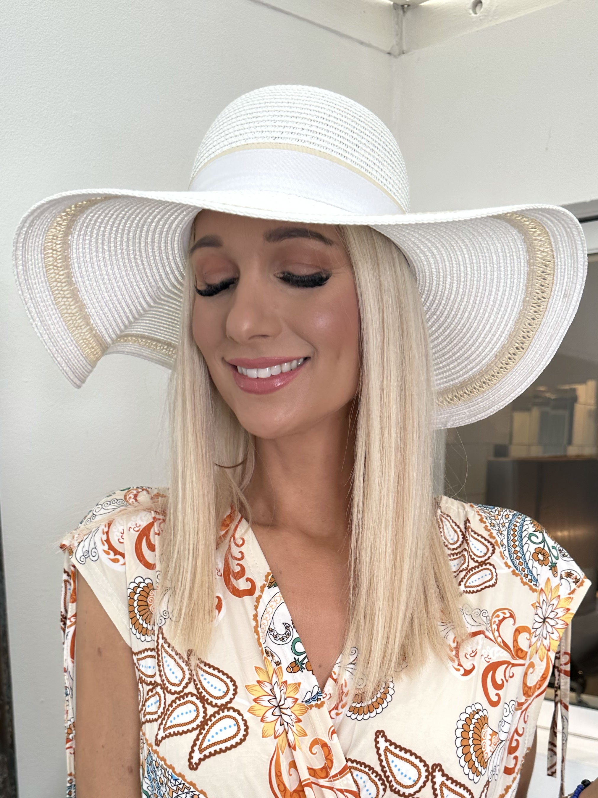 Sigge - Stor fin sommerhat