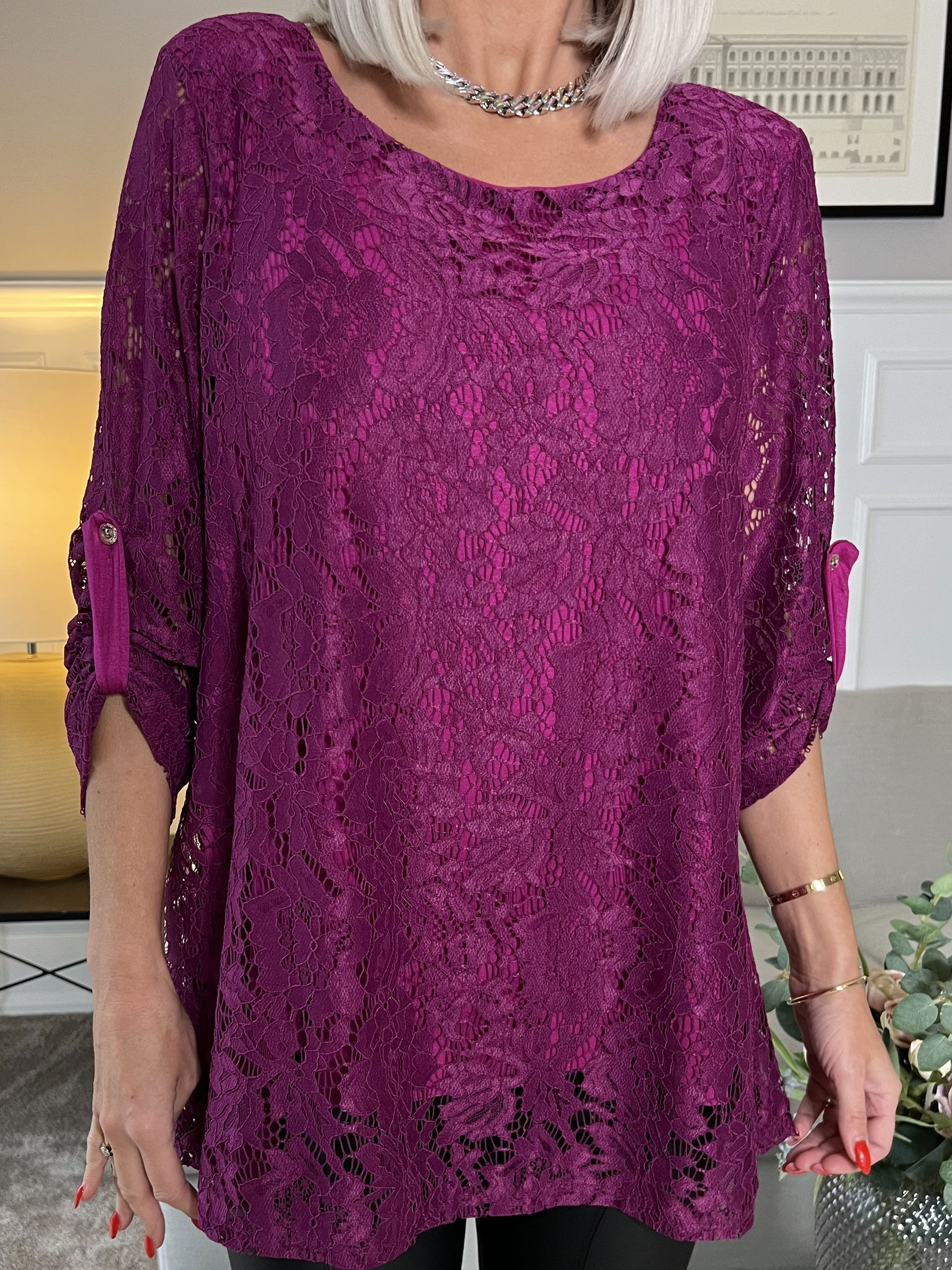 Nadira - Sød tunika i blondestof