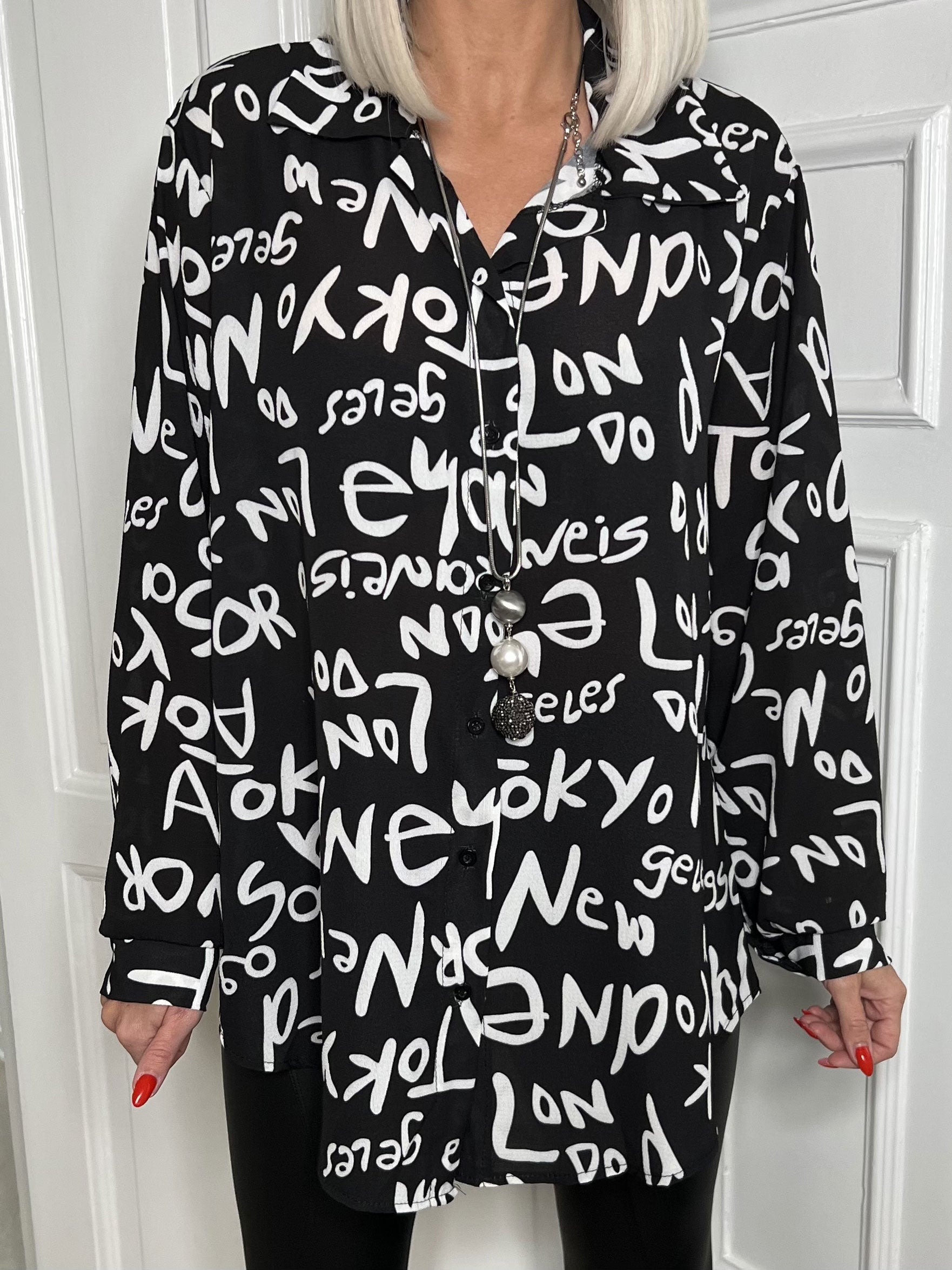 Sophi - Fin plus size skjorte med tekster