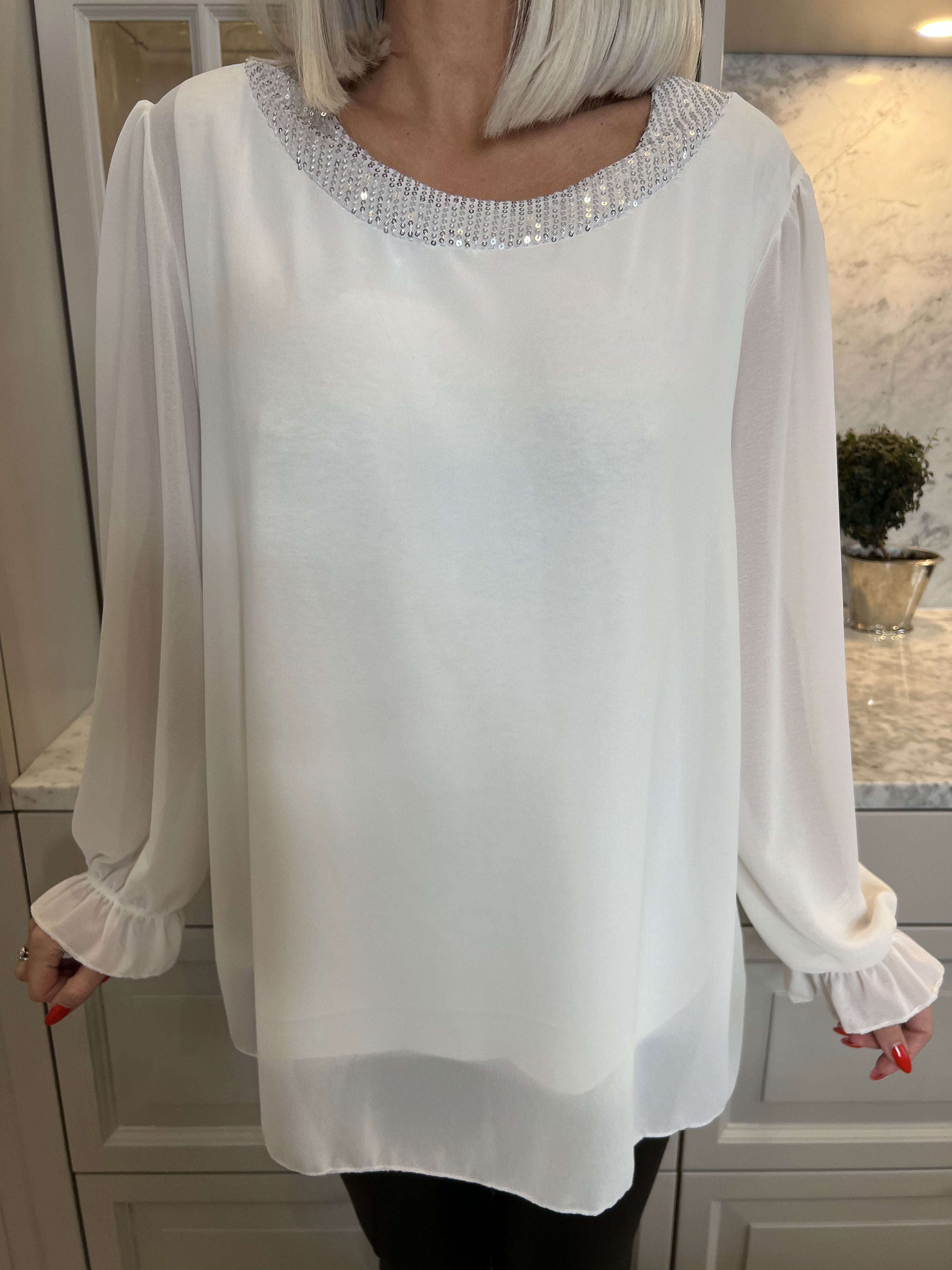 Nellike - Sød tunika i chiffon med pailletter