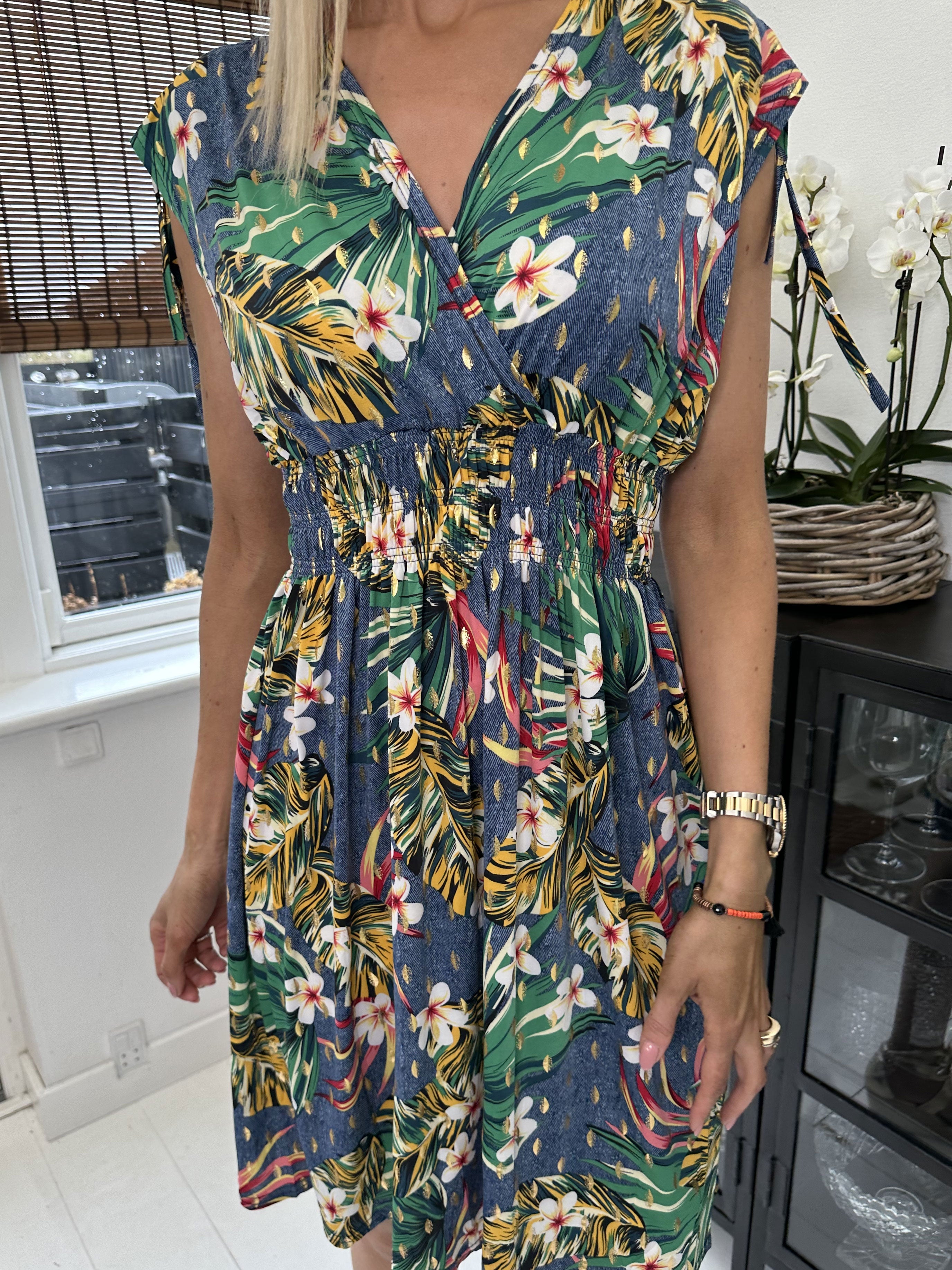 Pams Hawaii Short - Kort elastisk kjole i krølfrit stof