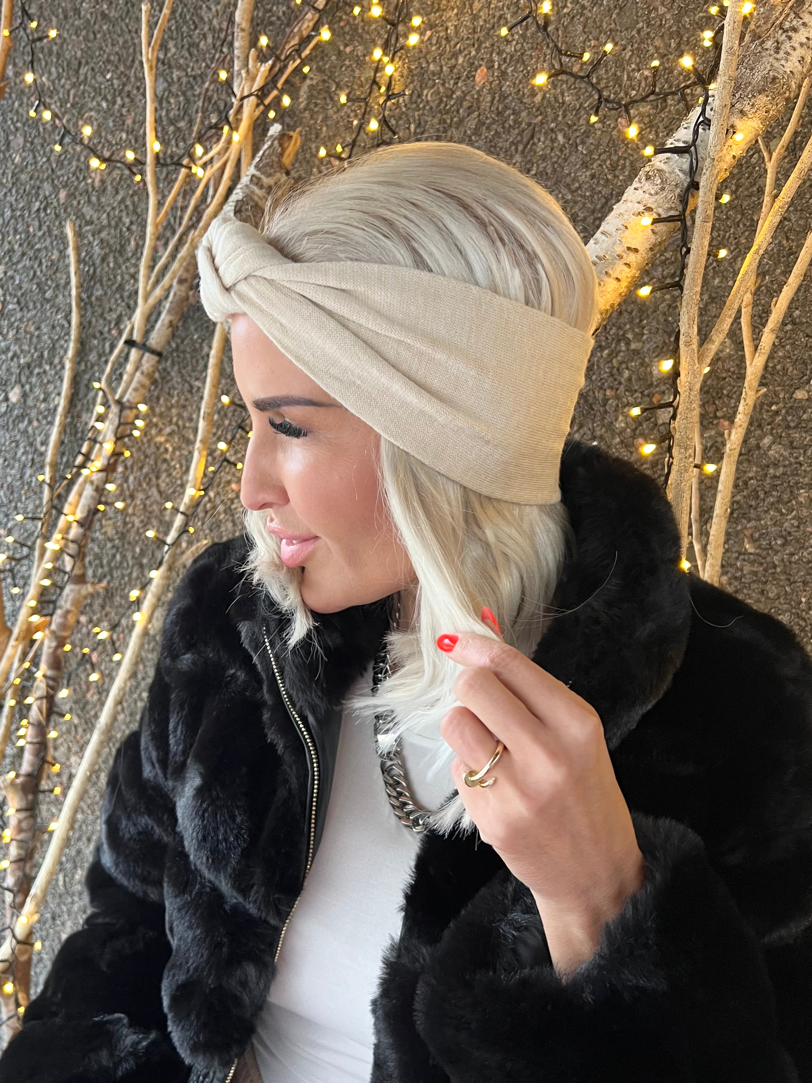 Mia - Simpelt uld pandebånd med knude detalje