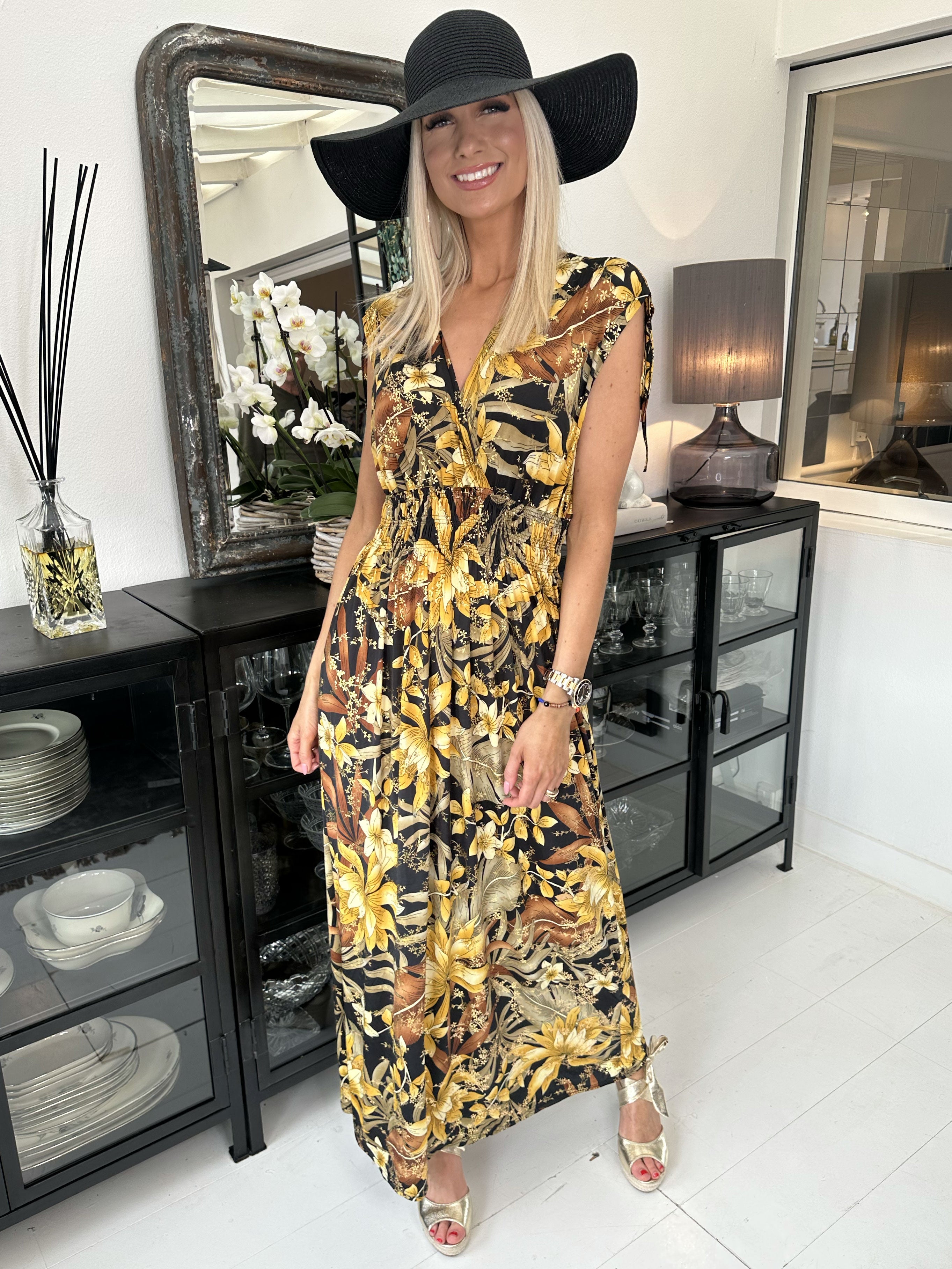 Pams Sleeveless - Lang elastisk kjole i krølfrit stof