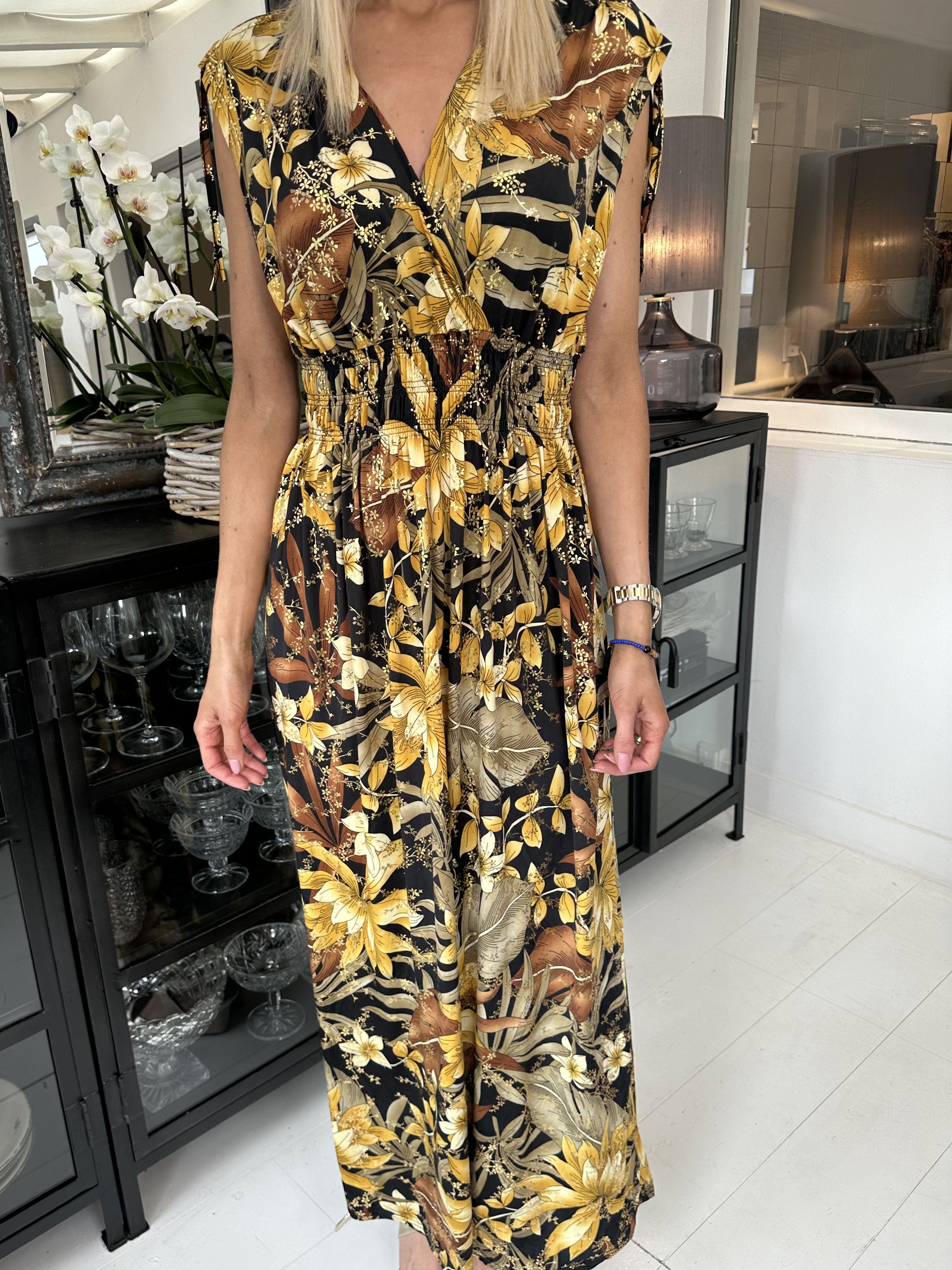 Pams Sleeveless - Lang elastisk kjole i krølfrit stof