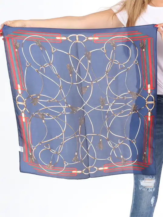 Safina - Silketørklæde med motiver