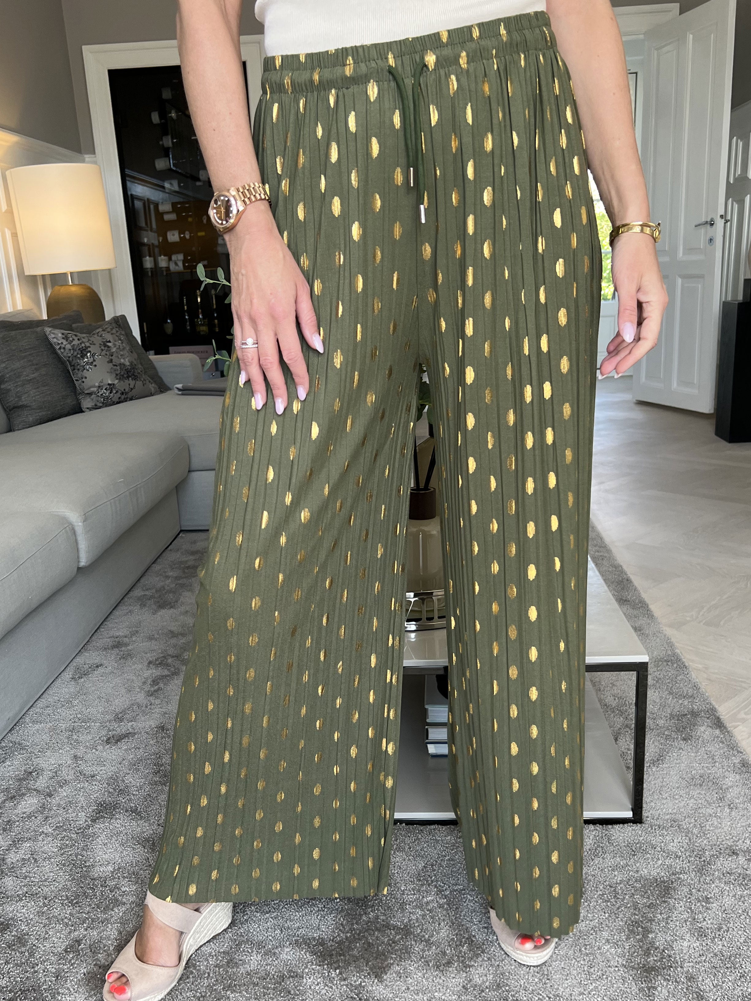 Aleta - Plisserede løse bukser med prikker