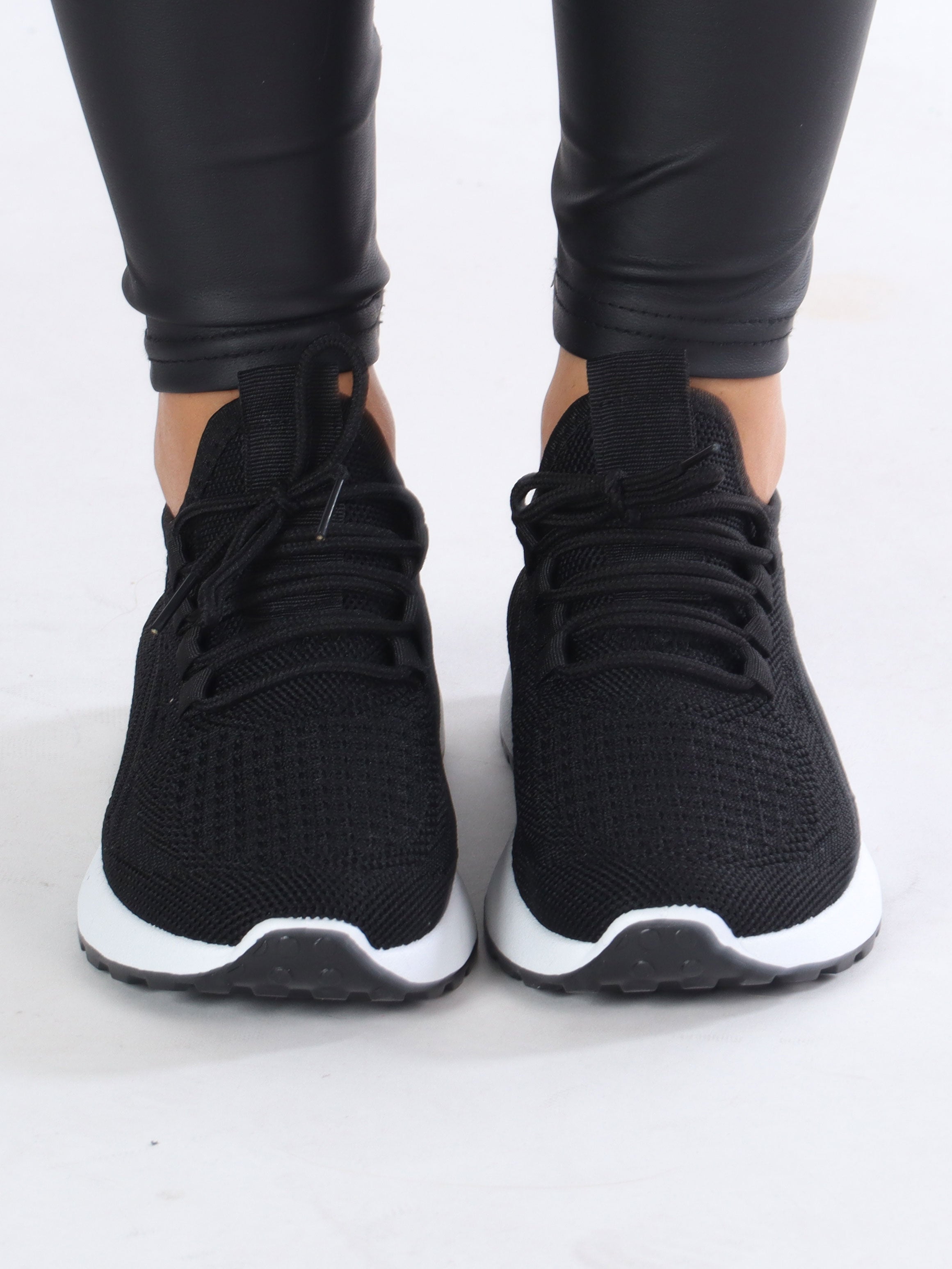 Arjana - Sokkesneakers med hvid sål