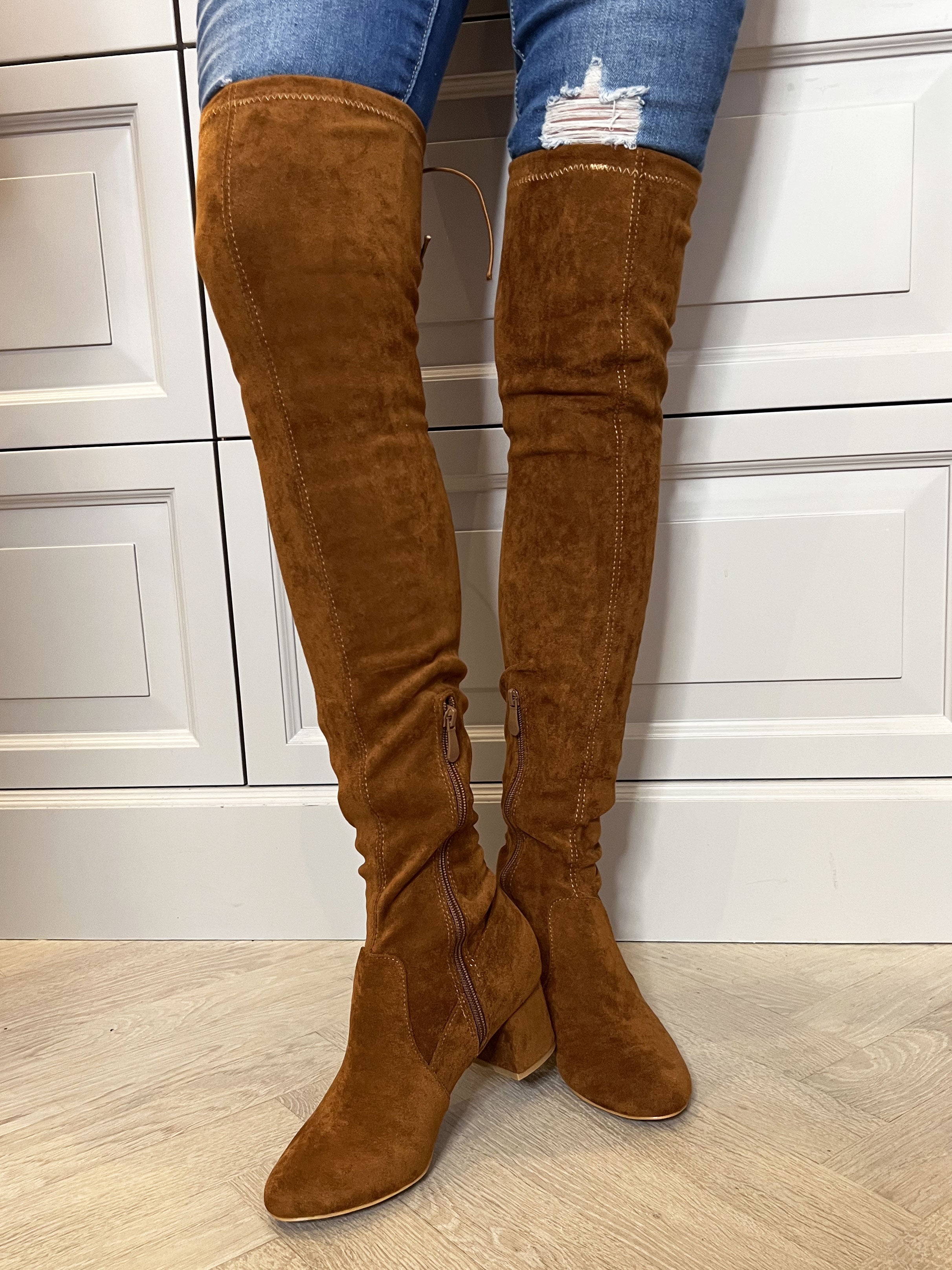 Olivia - Overknee støvler med lille hæl