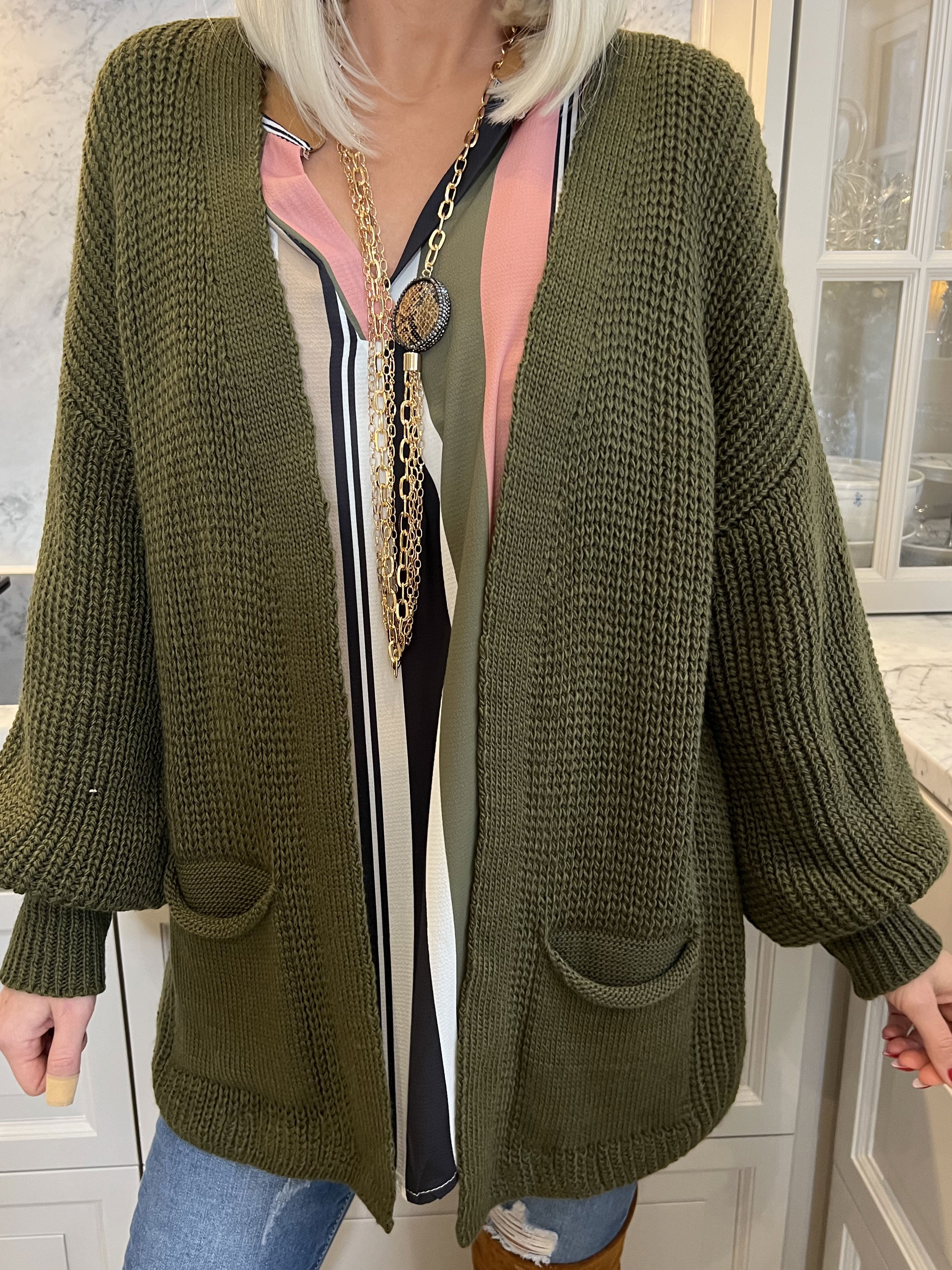 Sally Short - Sød strik cardigan med ballonærmer