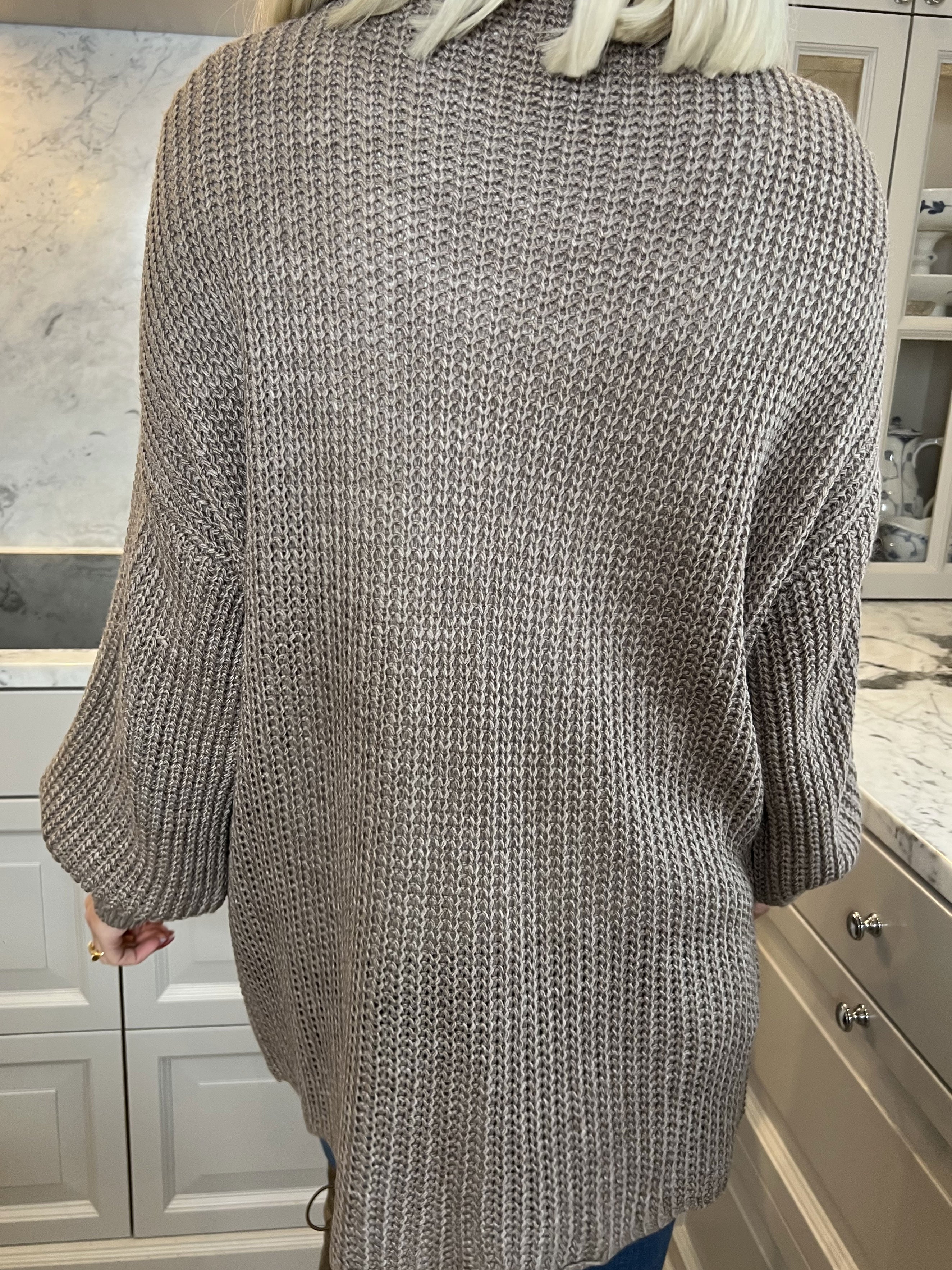 Sally Short - Sød strik cardigan med ballonærmer