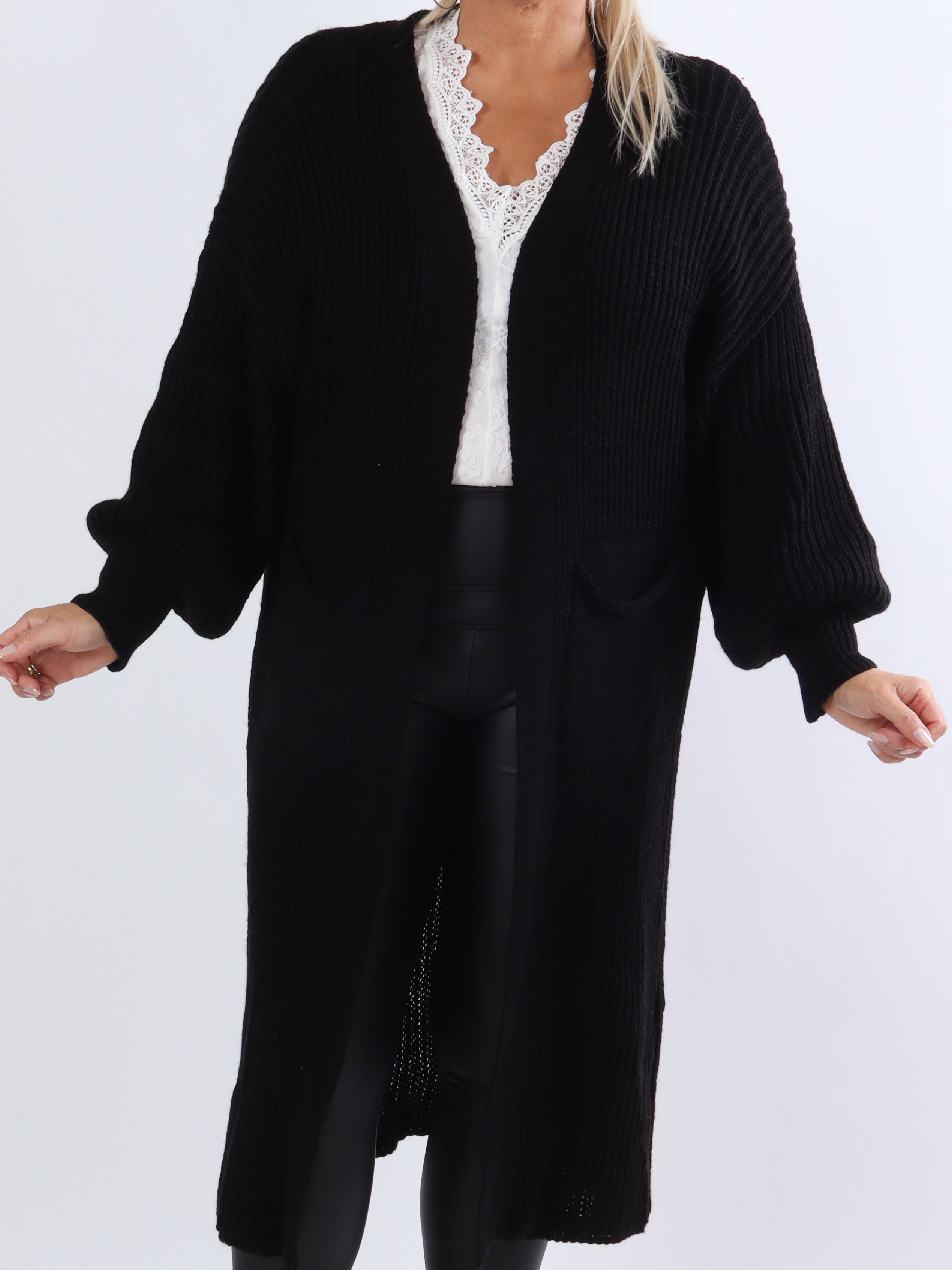 Sally - Plus size strikcardigan med fine ballonærmer